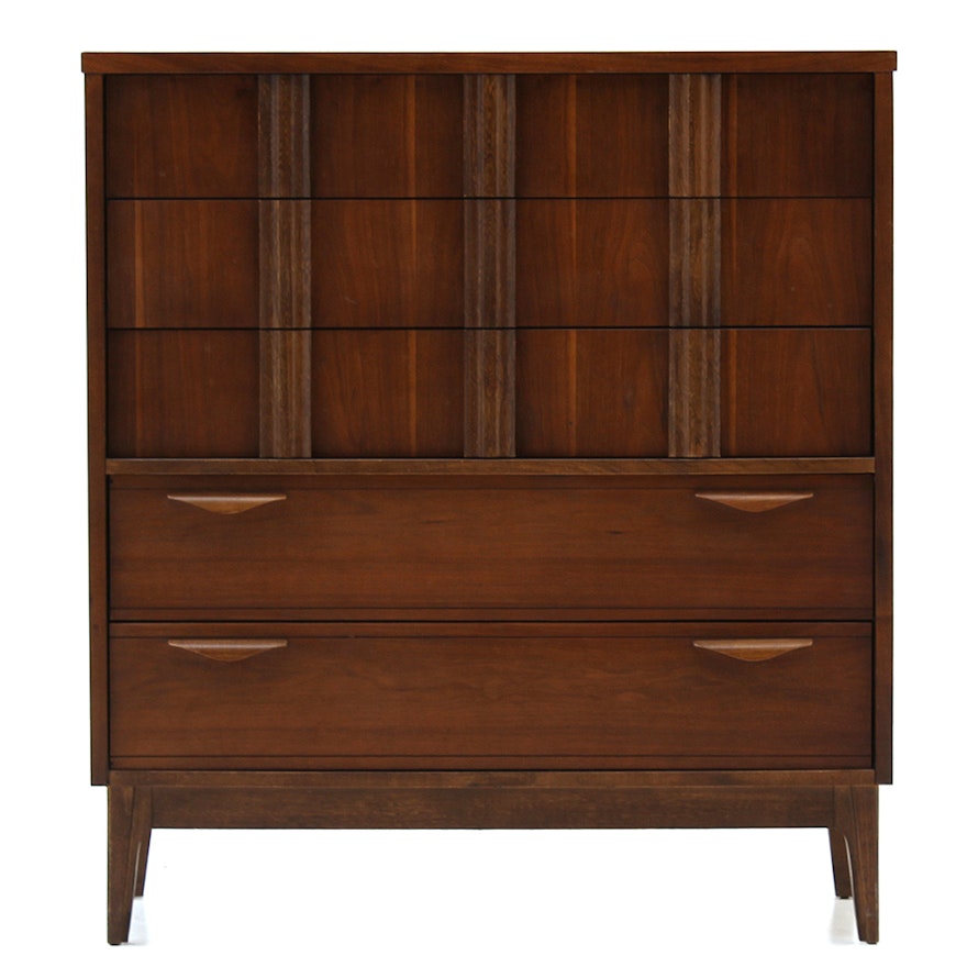 Mid Century Modern Dresser by Kroehler