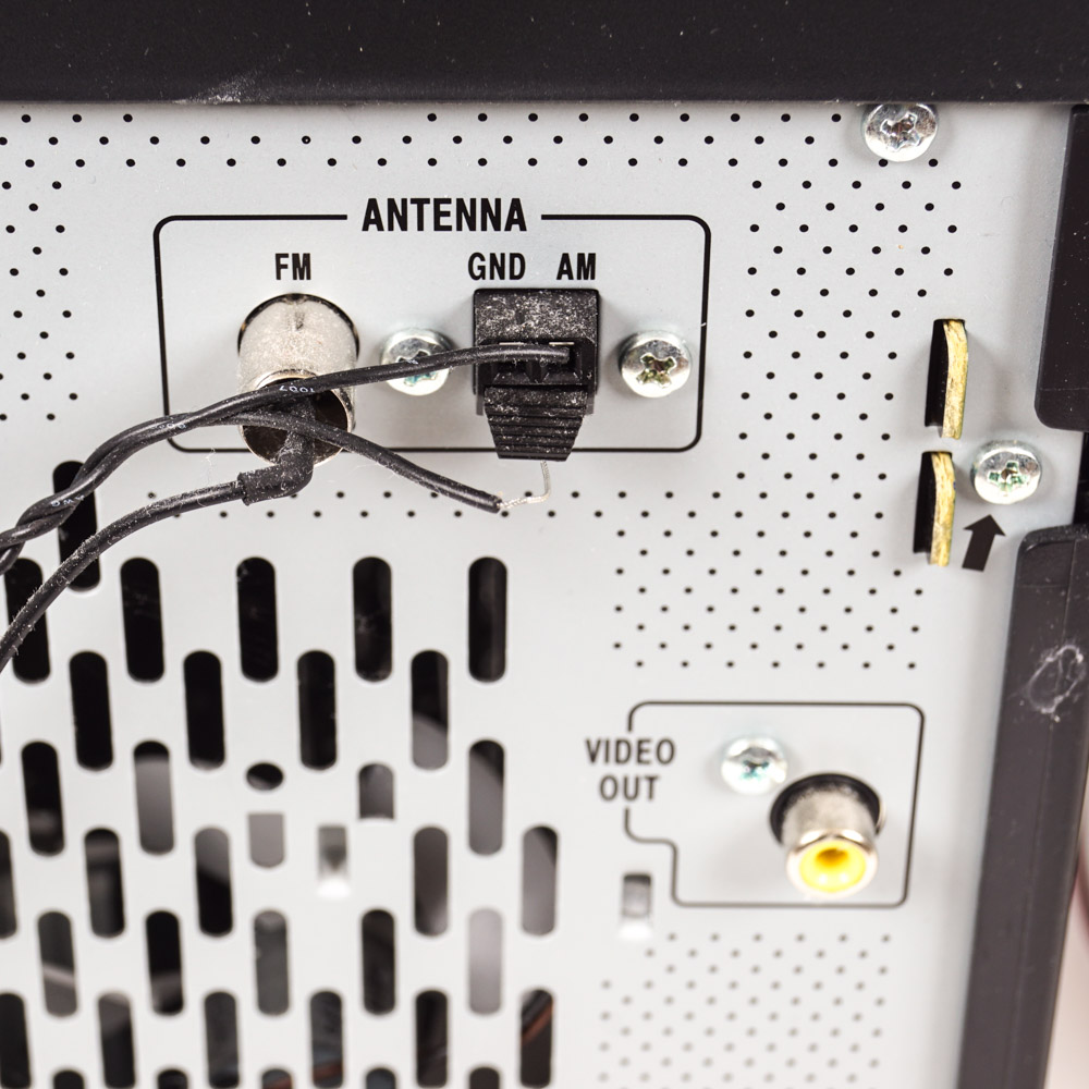 Sharp Bookshelf Stereo