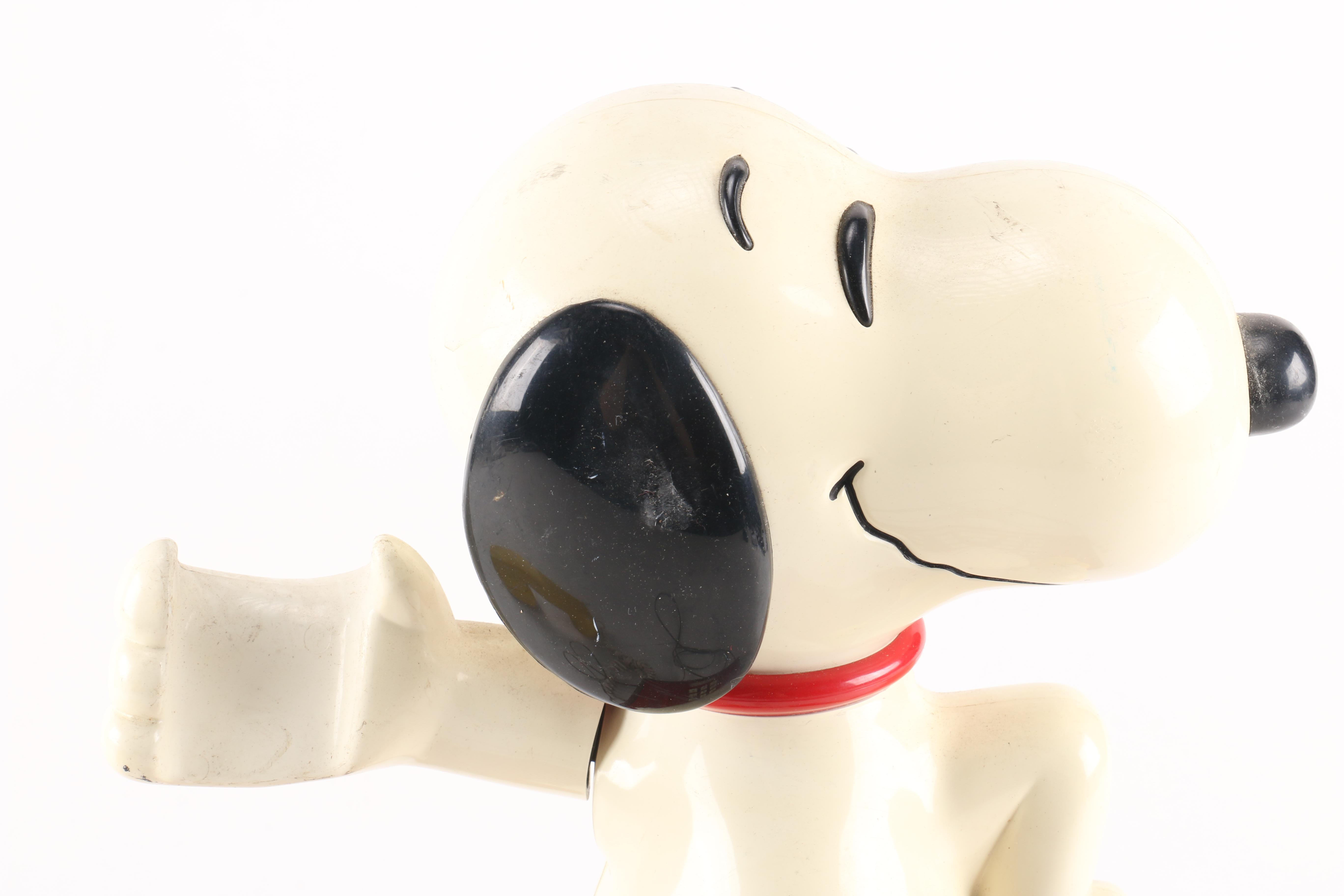 Vintage Peanuts Snoopy and Woodstock Theme Push-Button Telephone