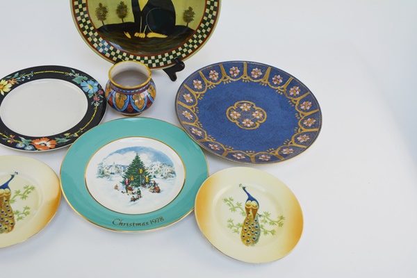 Miscellaneous Decorative Plates and Pot