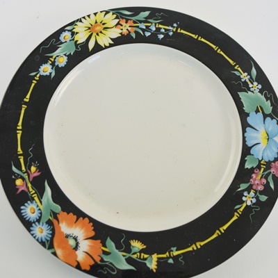 Miscellaneous Decorative Plates and Pot