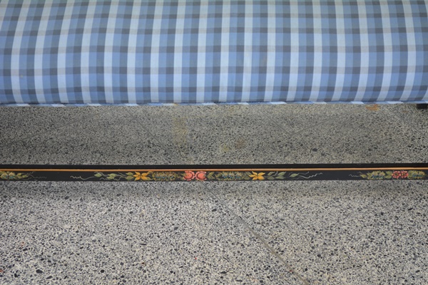 Vintage Chippendale Chinoiserie Black Lacquer Settee