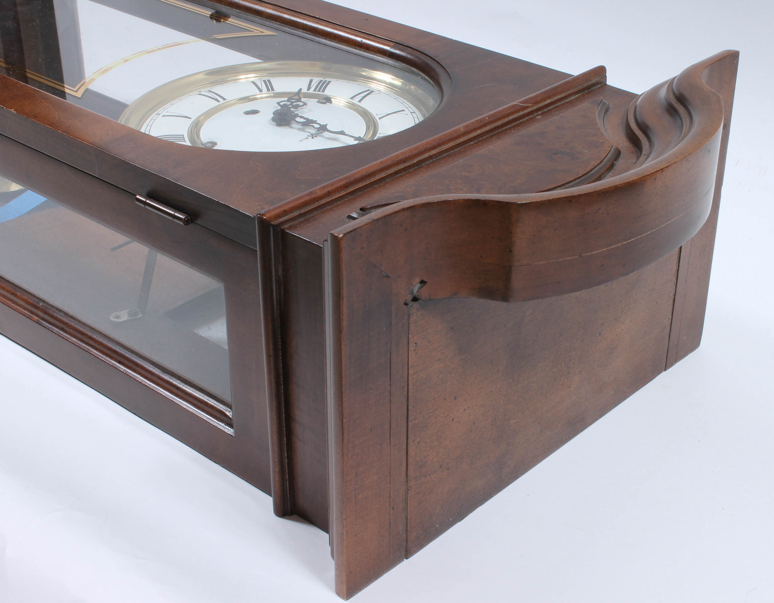 Vintage Howard Miller Pendulum Wall Clock