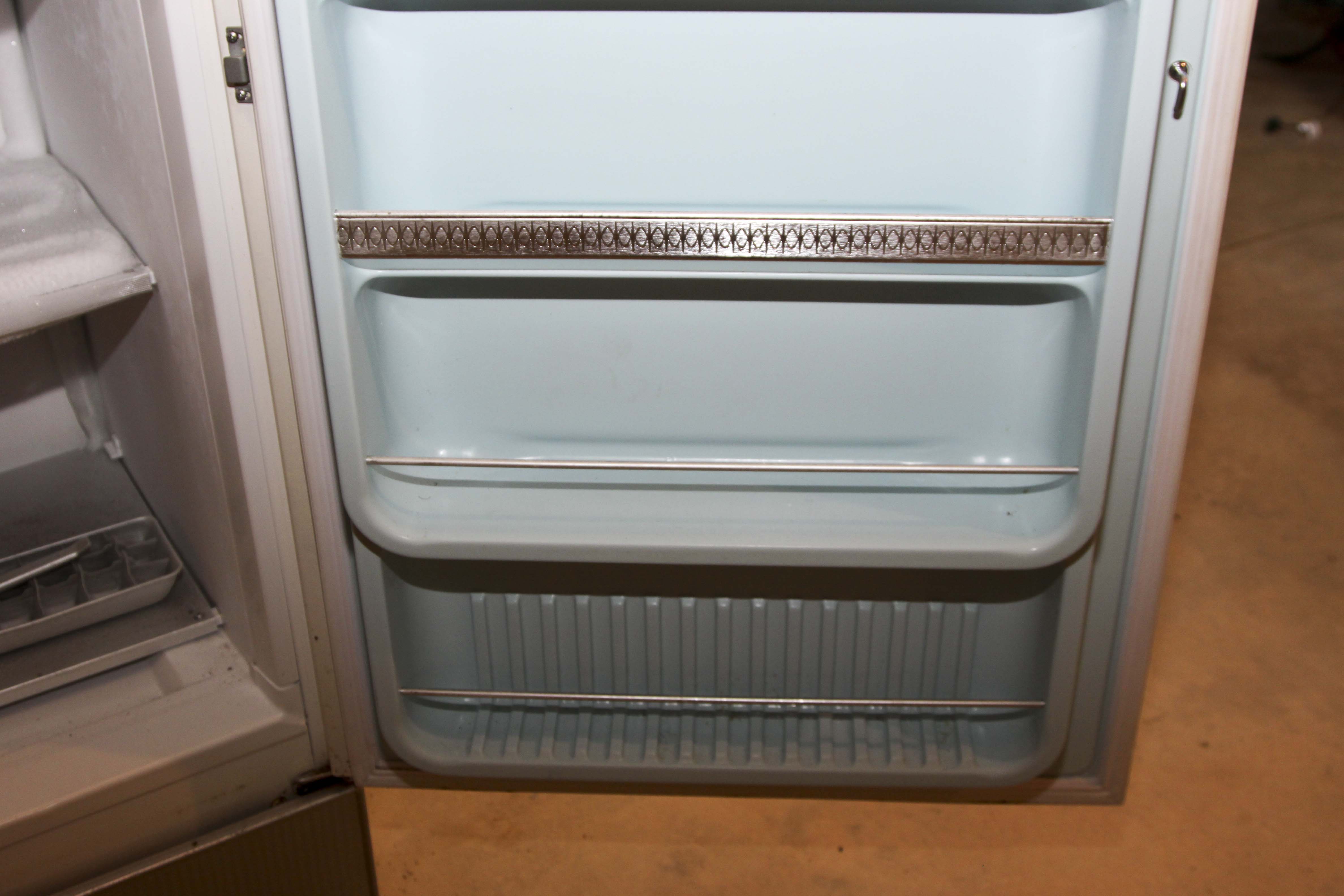 General Electric Free-Standing Freezer
