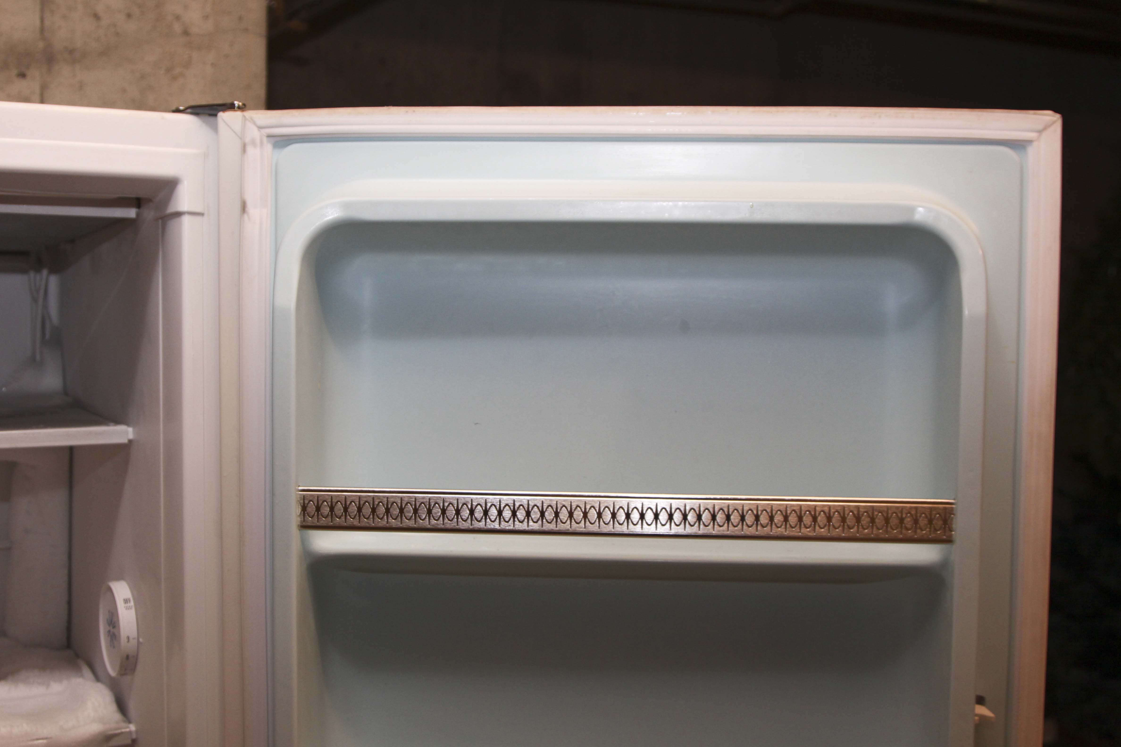 General Electric Free-Standing Freezer