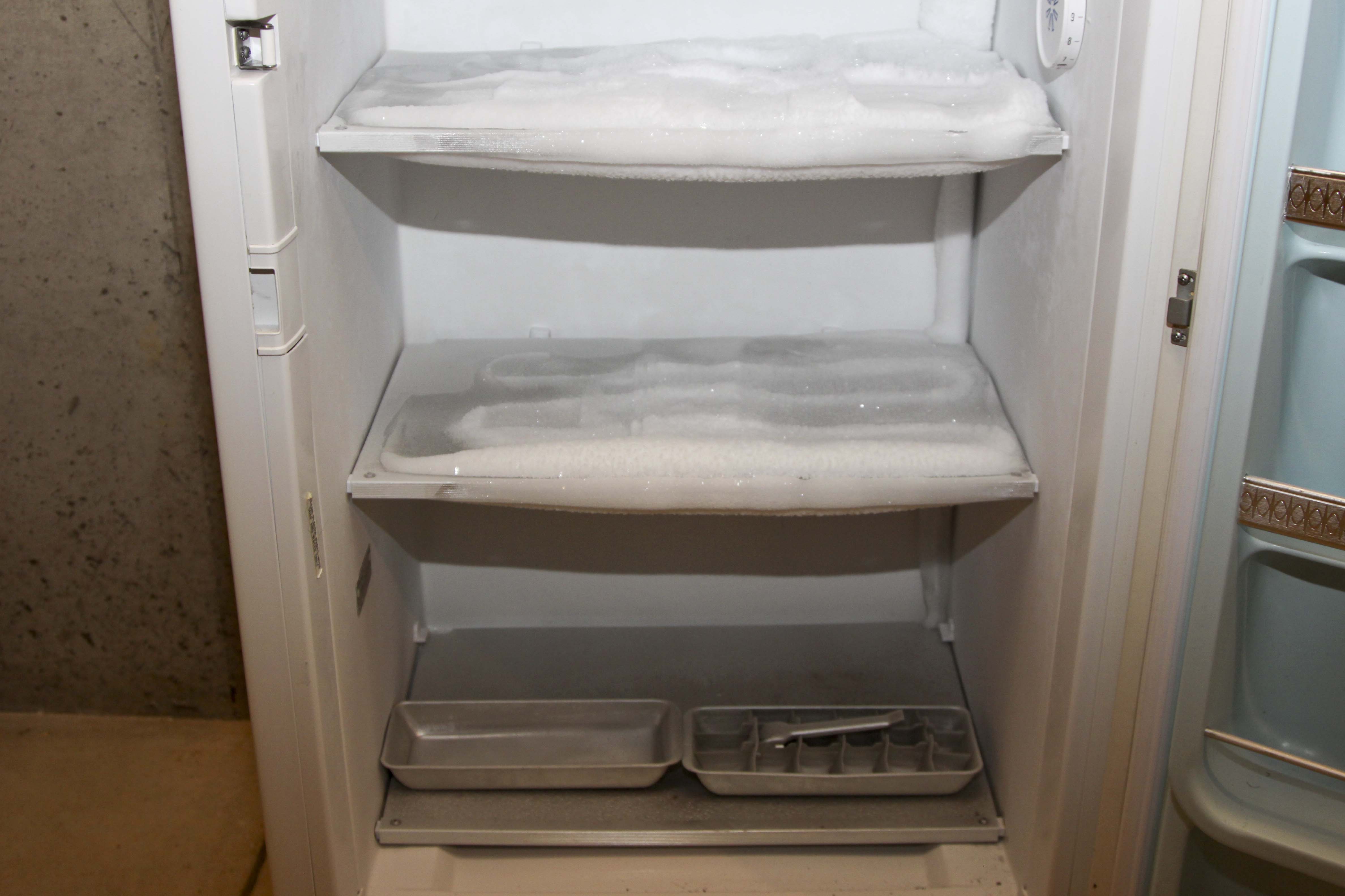 General Electric Free-Standing Freezer