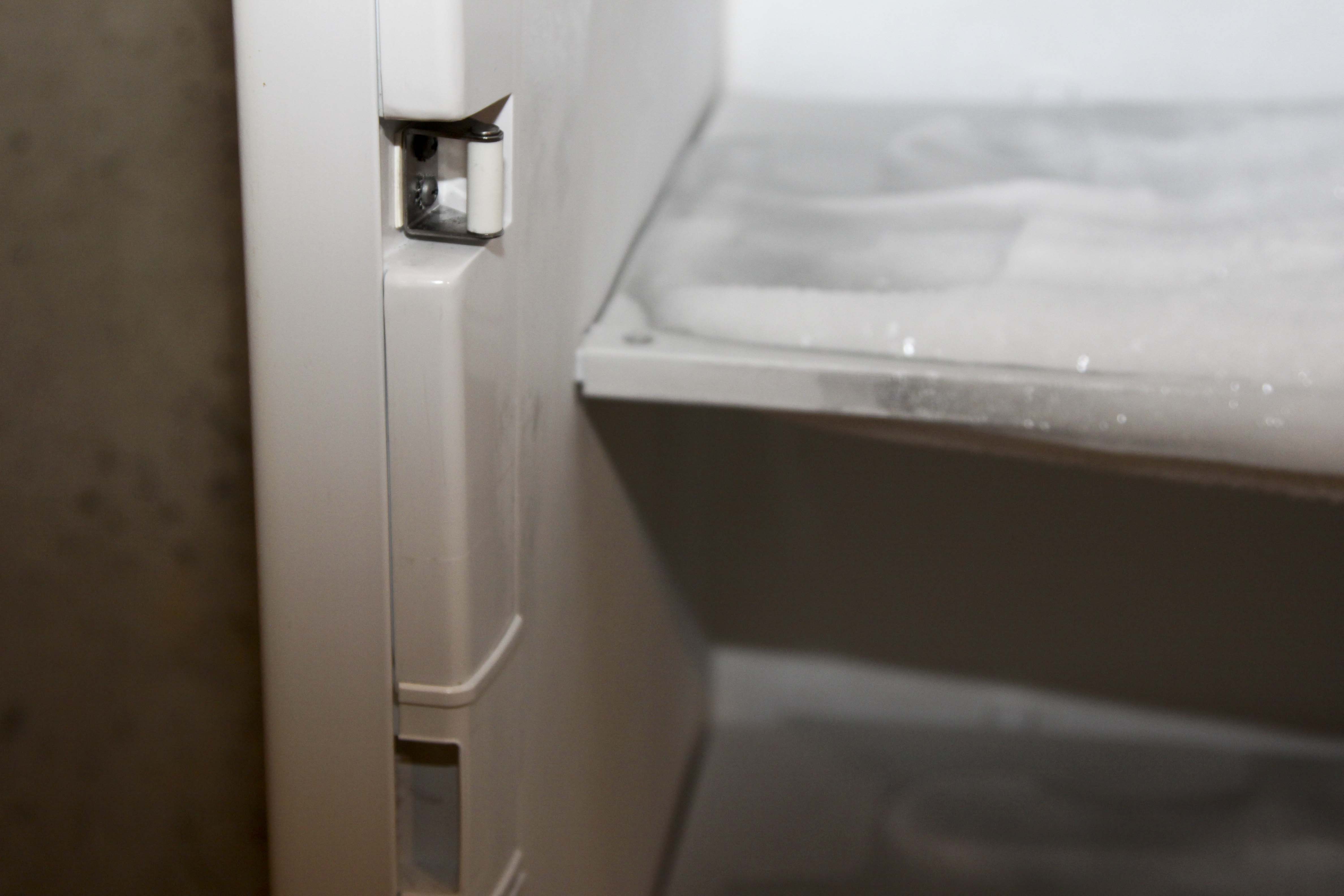 General Electric Free-Standing Freezer