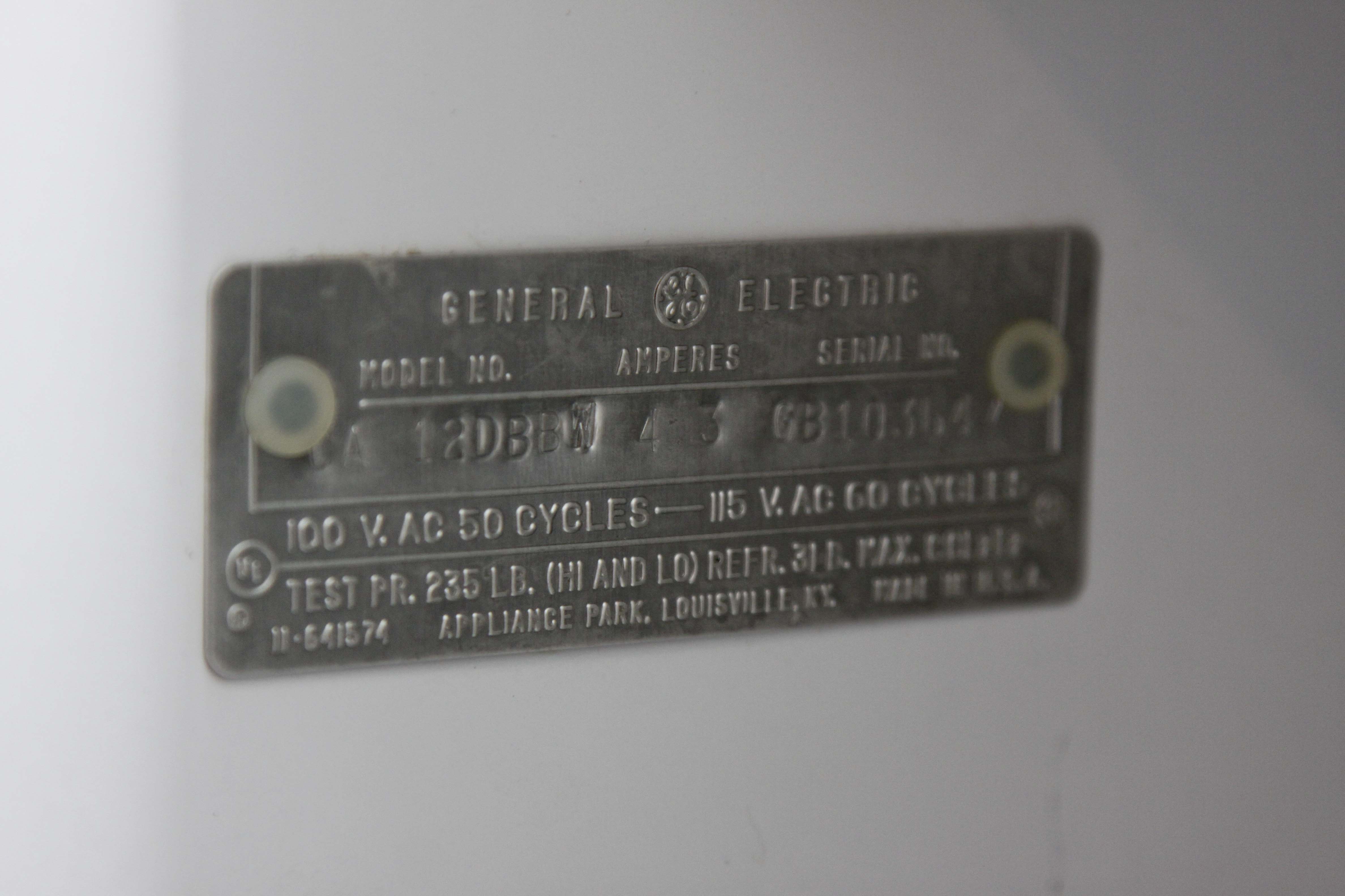 General Electric Free-Standing Freezer