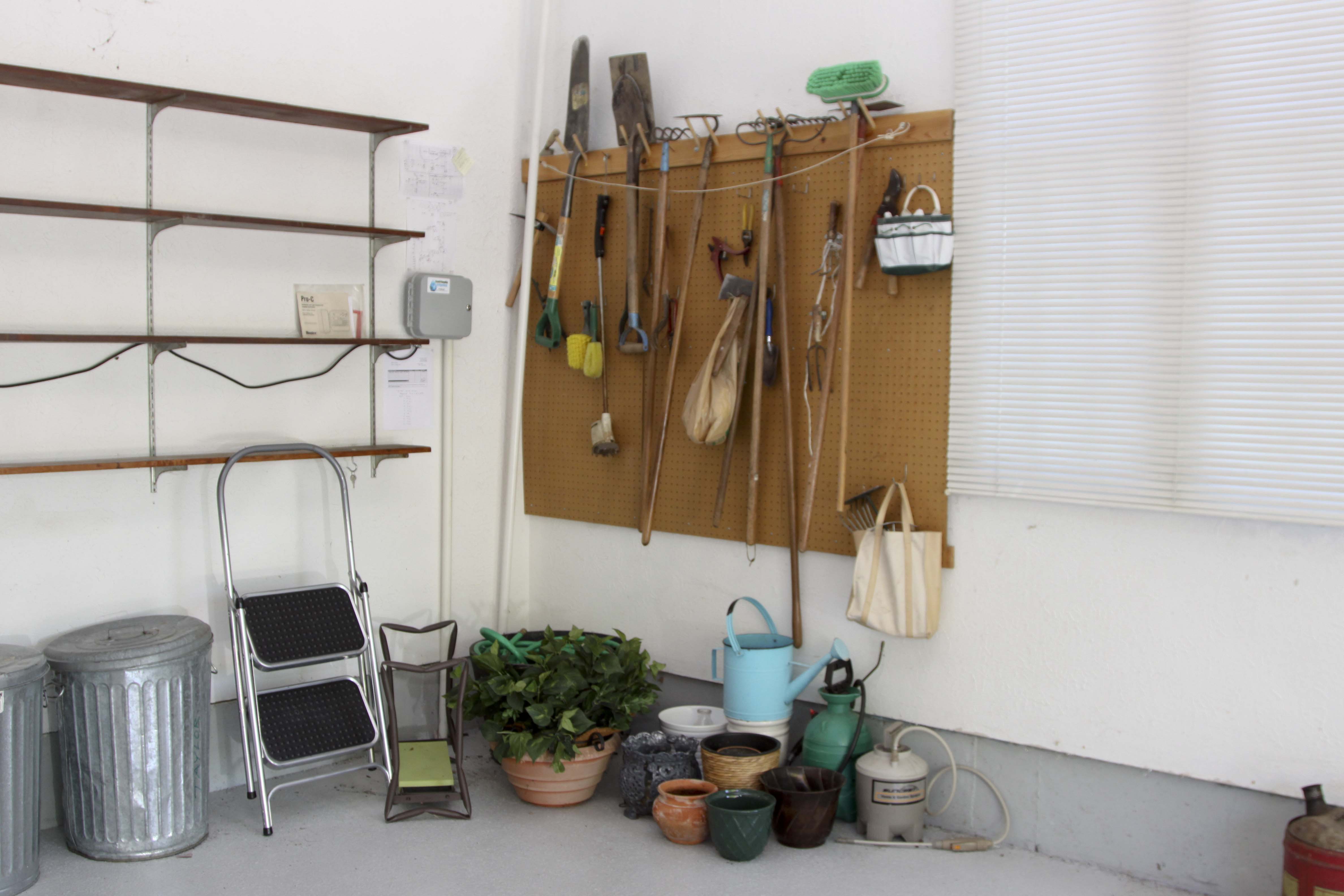 Large Garage Lot for the Lawn and Garden