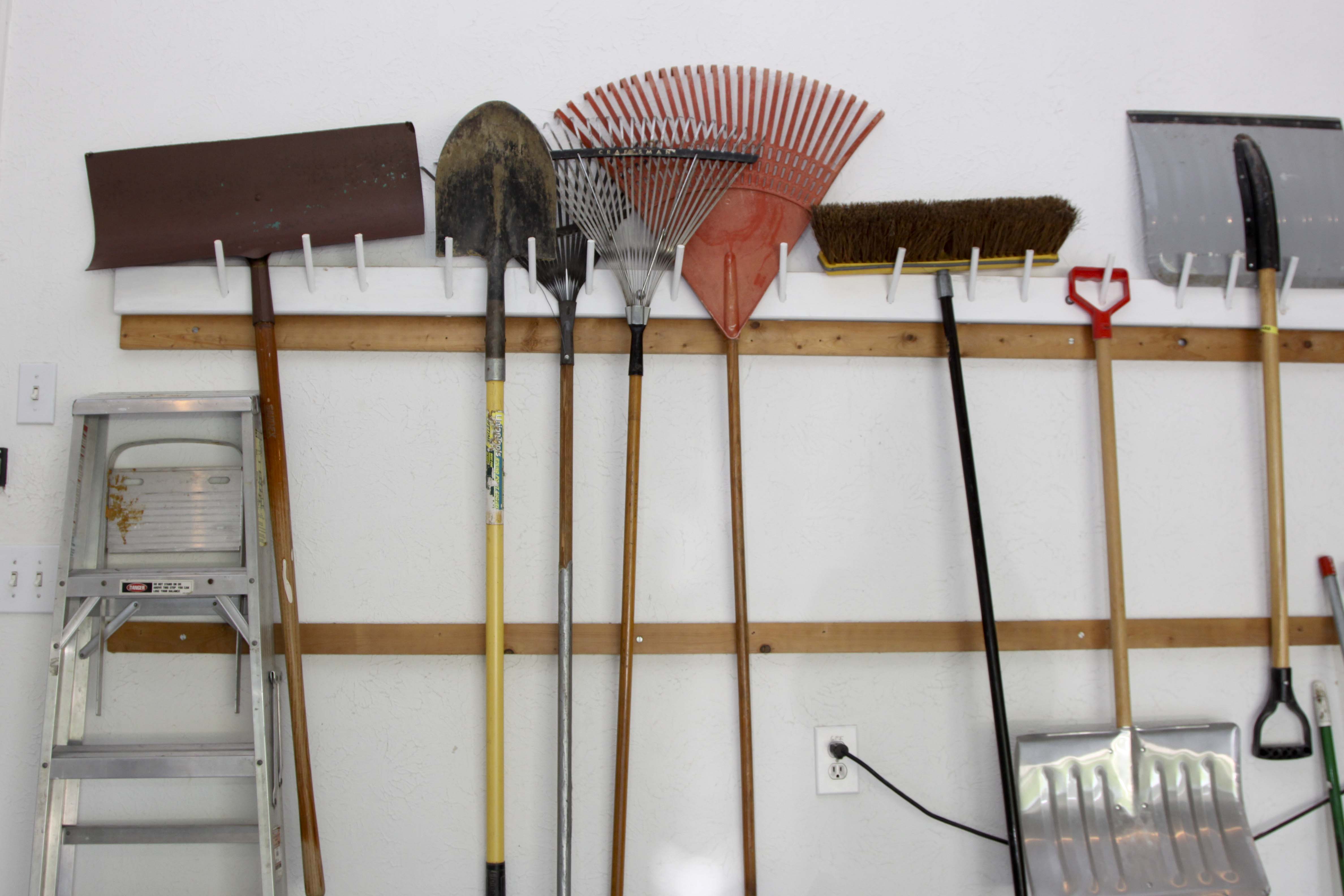 Large Garage Lot for the Lawn and Garden