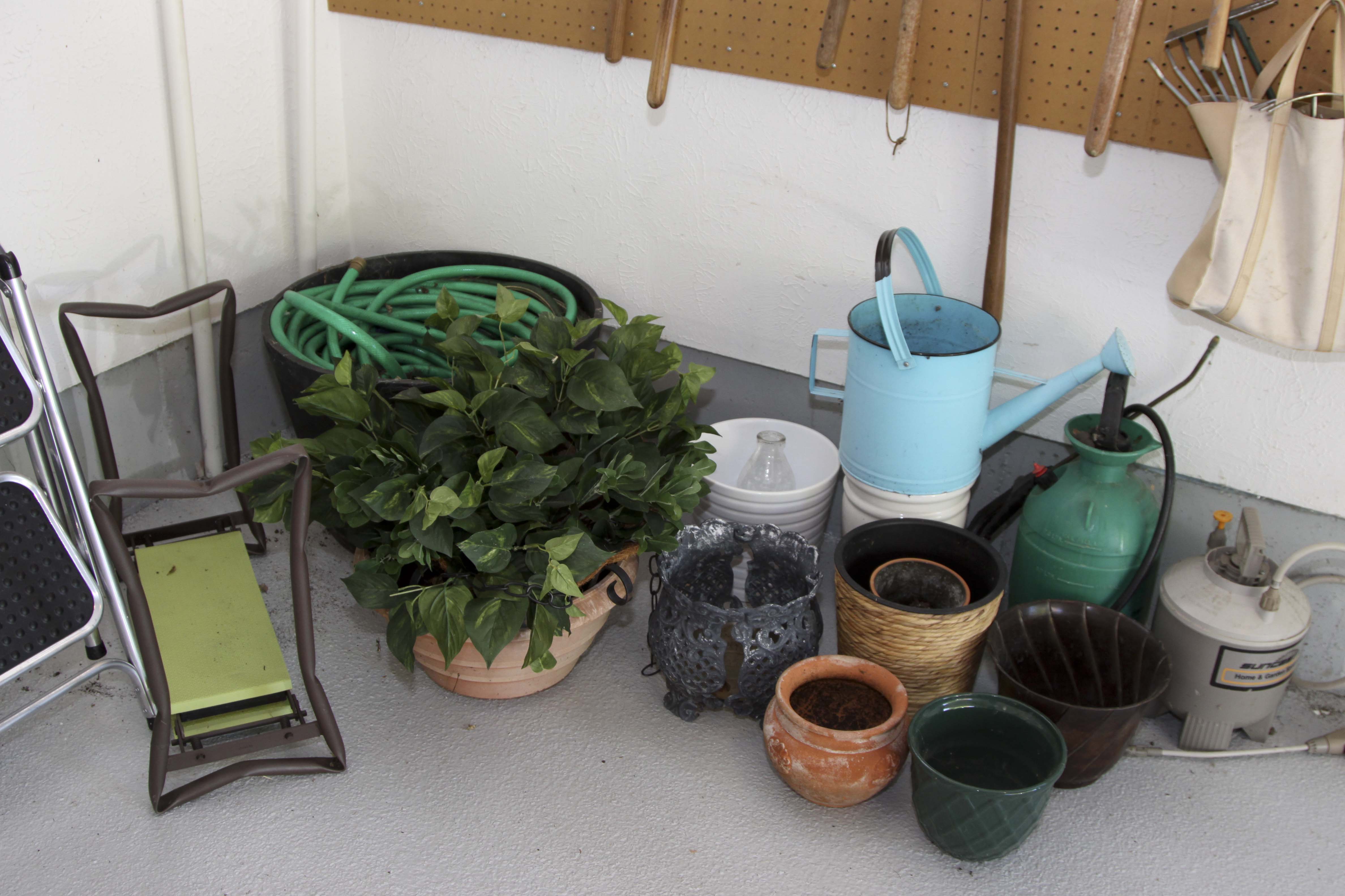 Large Garage Lot for the Lawn and Garden