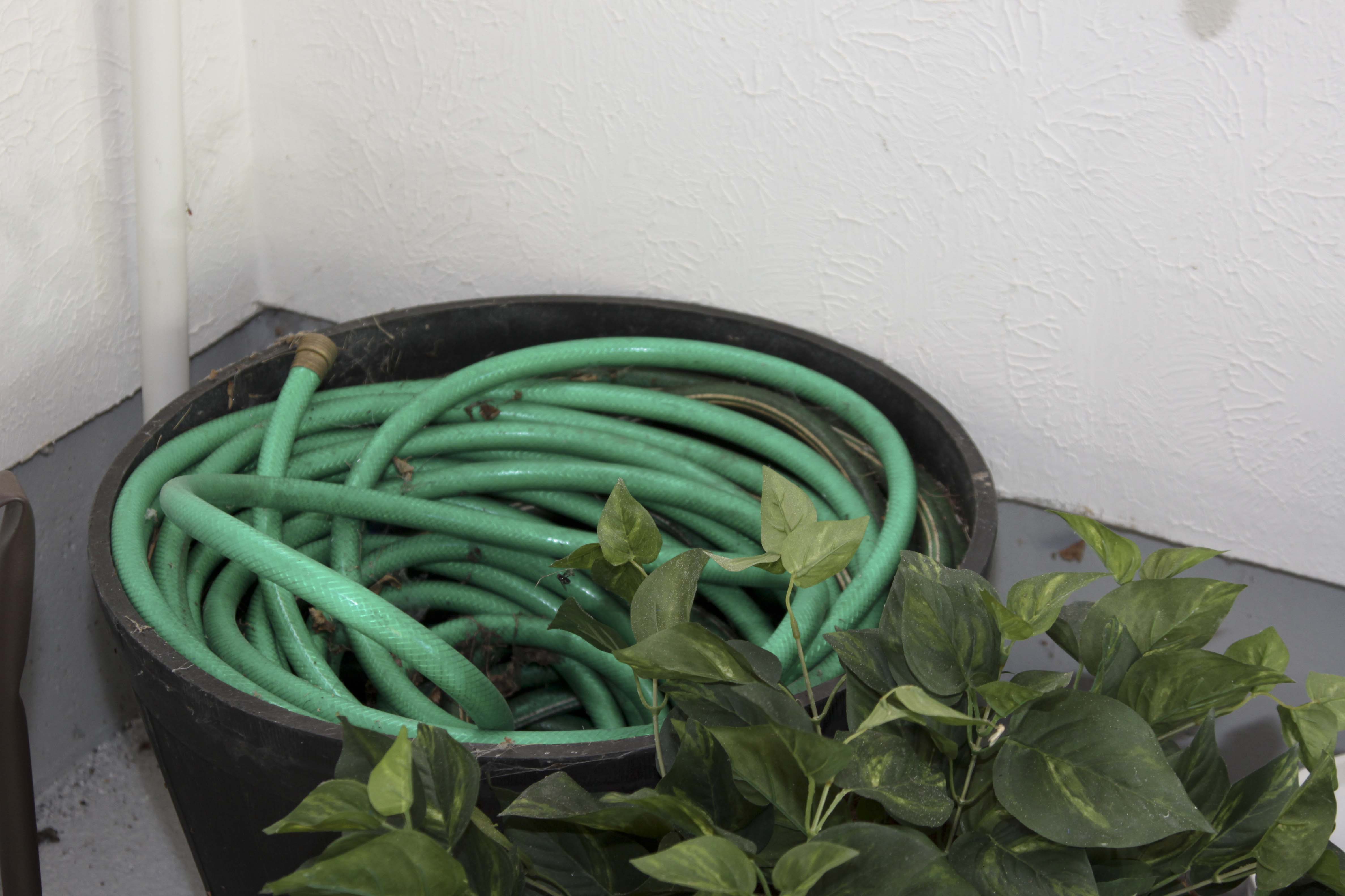 Large Garage Lot for the Lawn and Garden