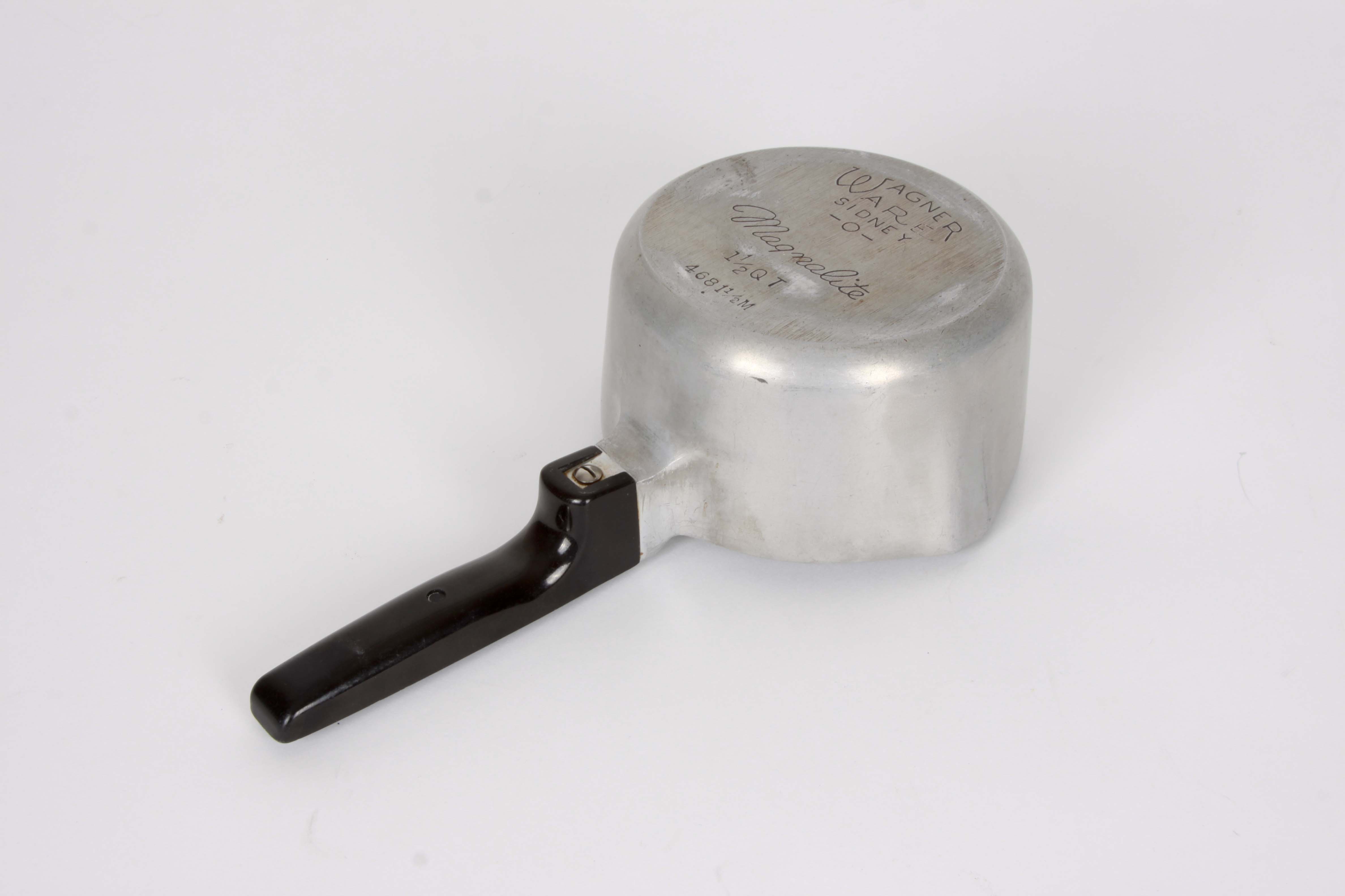 Three Vintage Wagner Ware Magnalite Pans