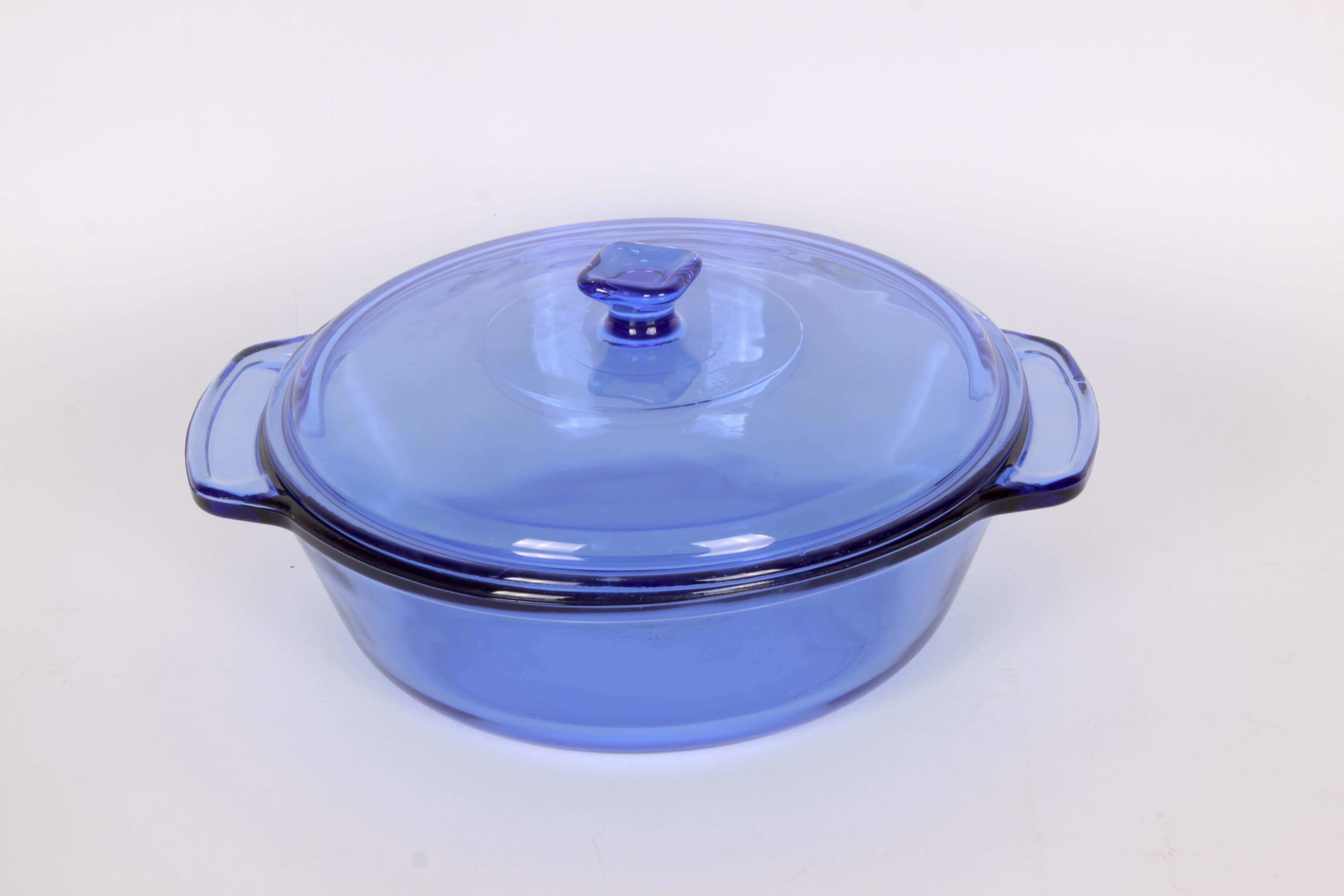 Assorted Bakeware Including Pyrex and Anchor Hocking