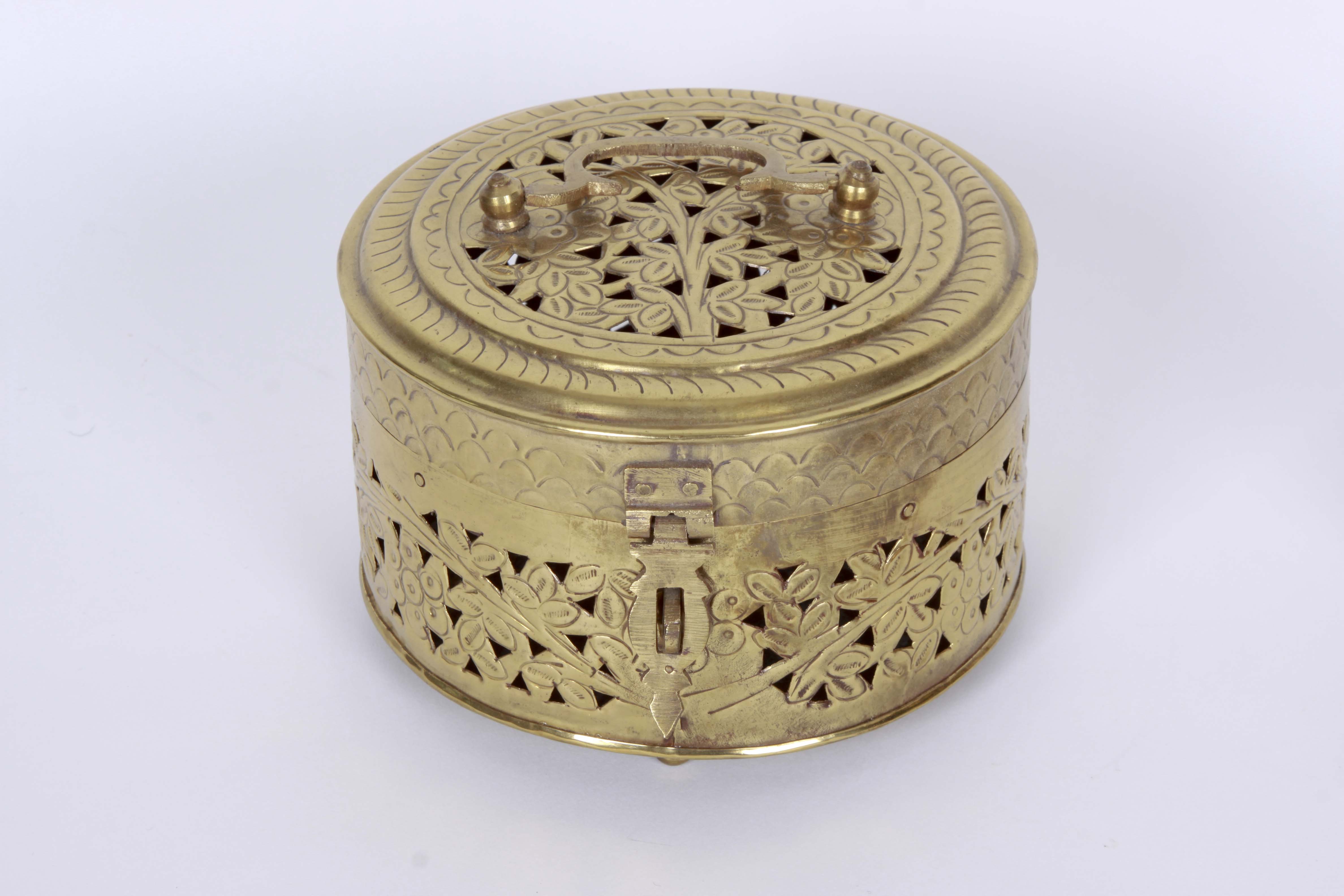 Assorted Brass Decor