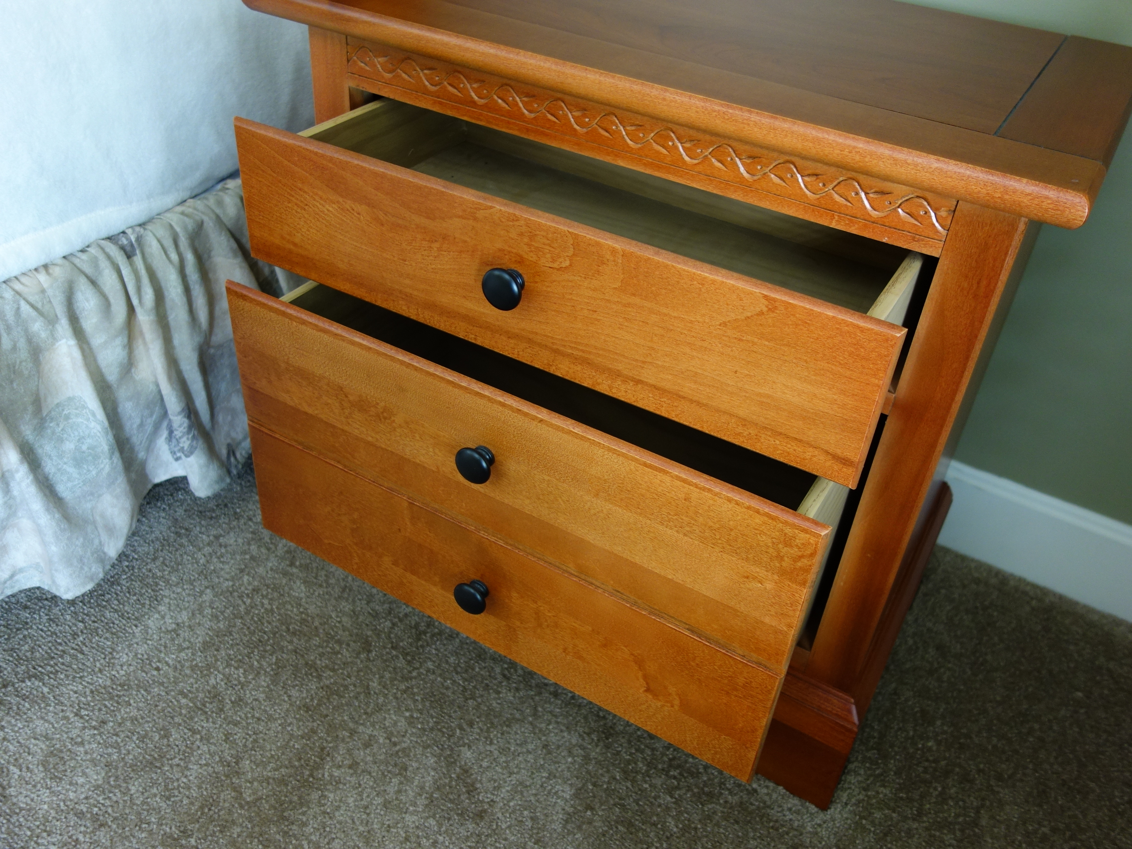 Contemporary Arts and Crafts Style Three-Piece Queen Bedroom Set