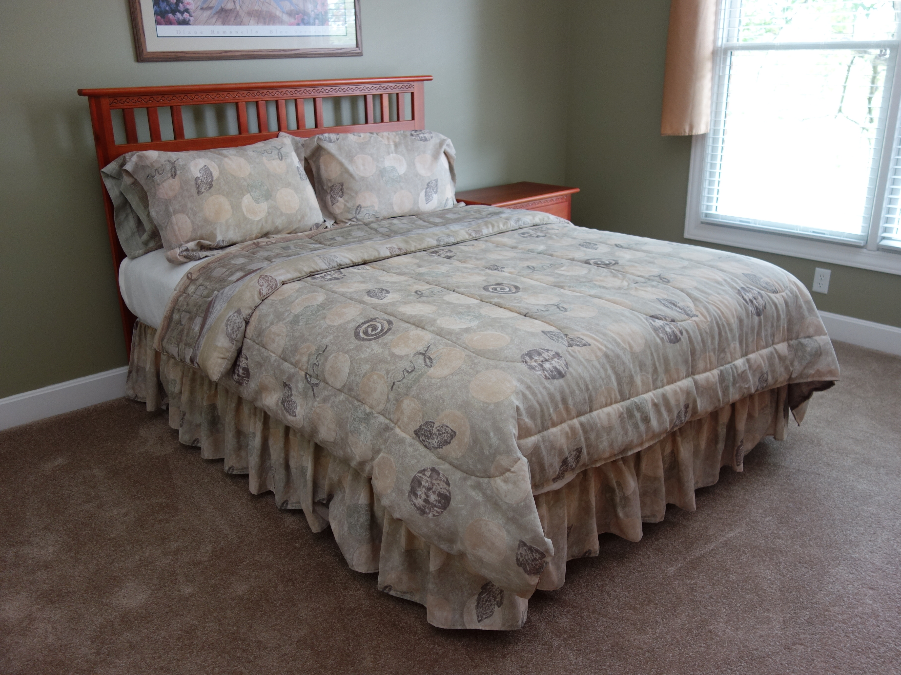 Contemporary Arts and Crafts Style Three-Piece Queen Bedroom Set