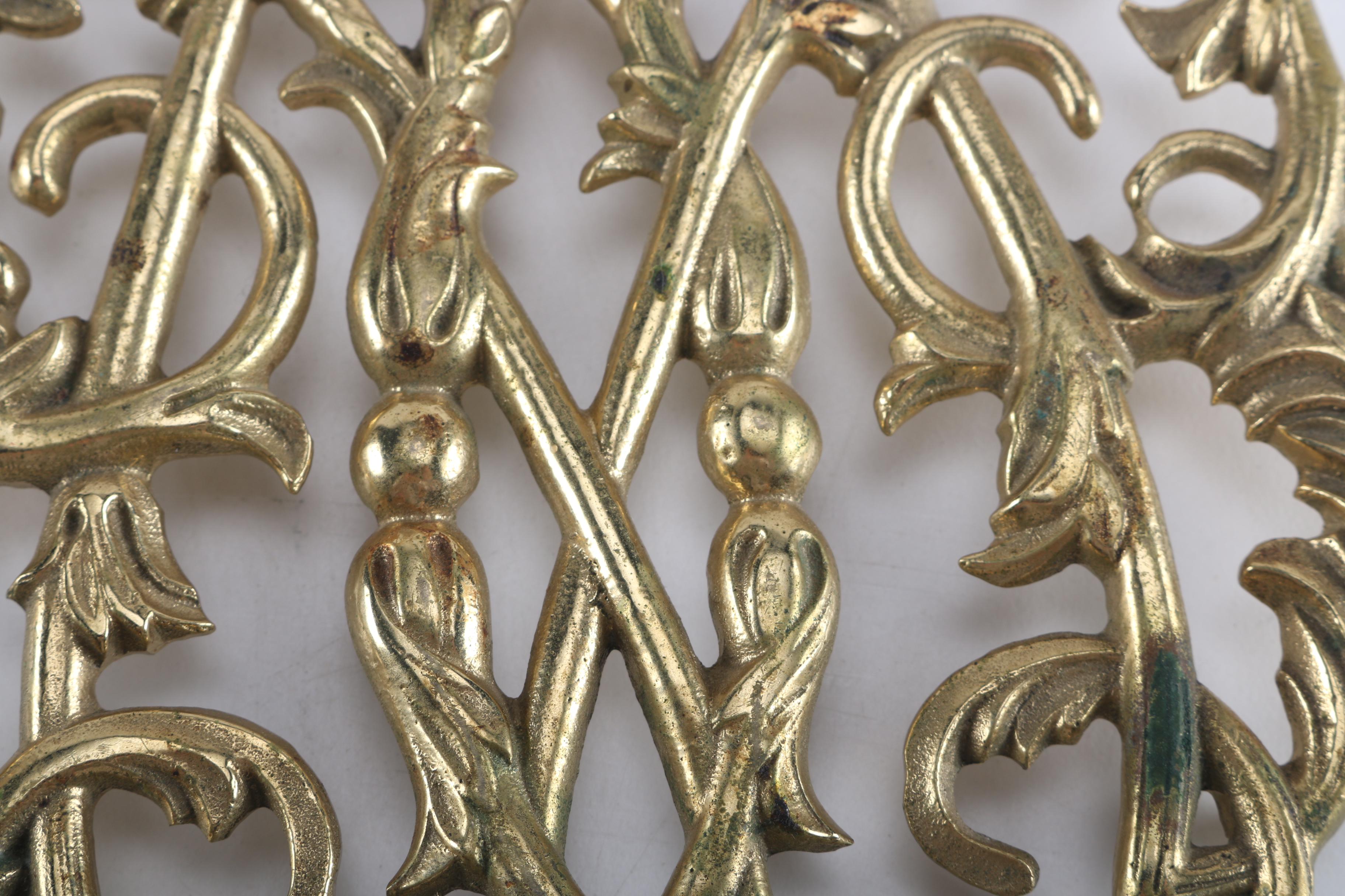 Circa 1950s Colonial Williamsburg Trivet