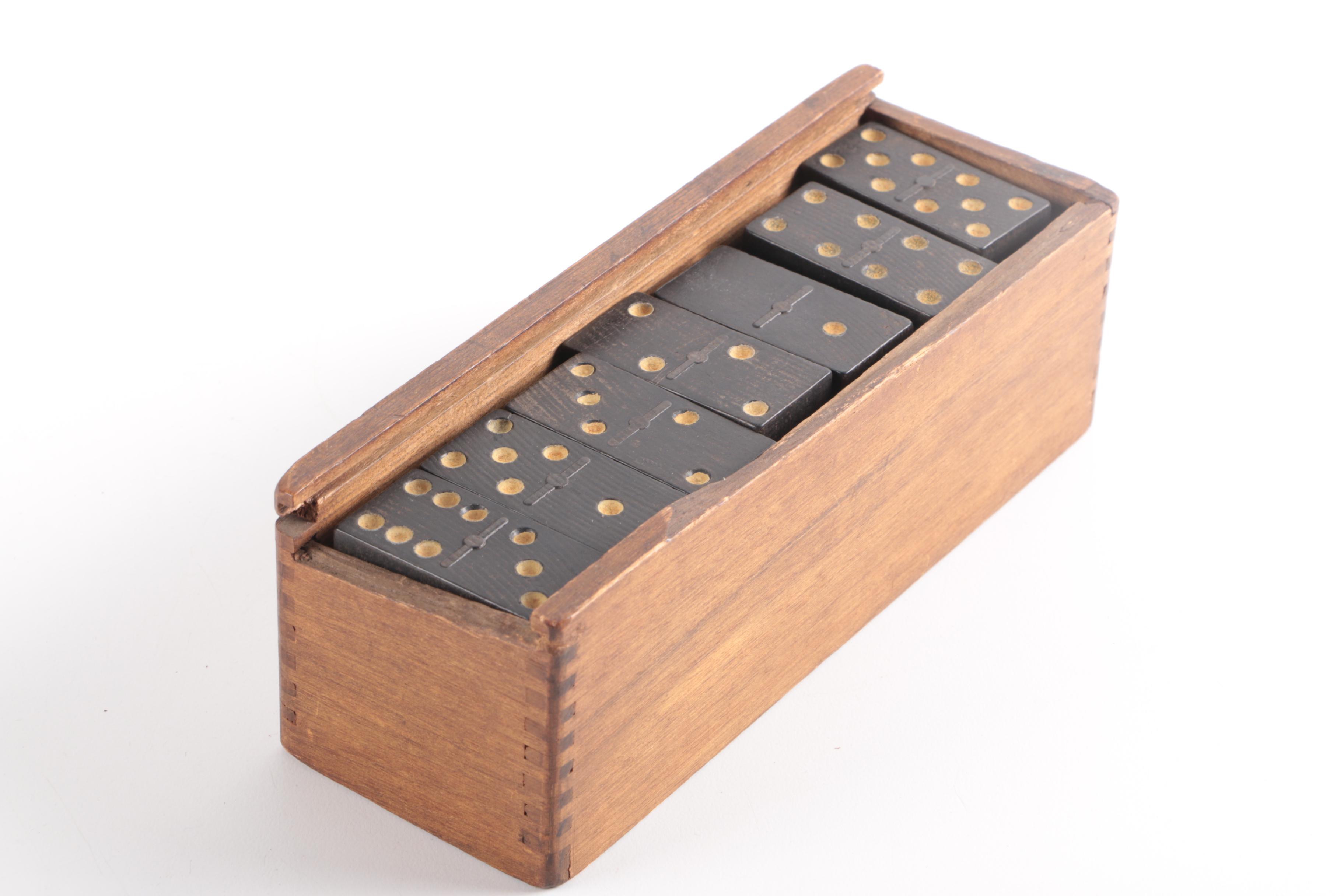 Victory Dominoes Set