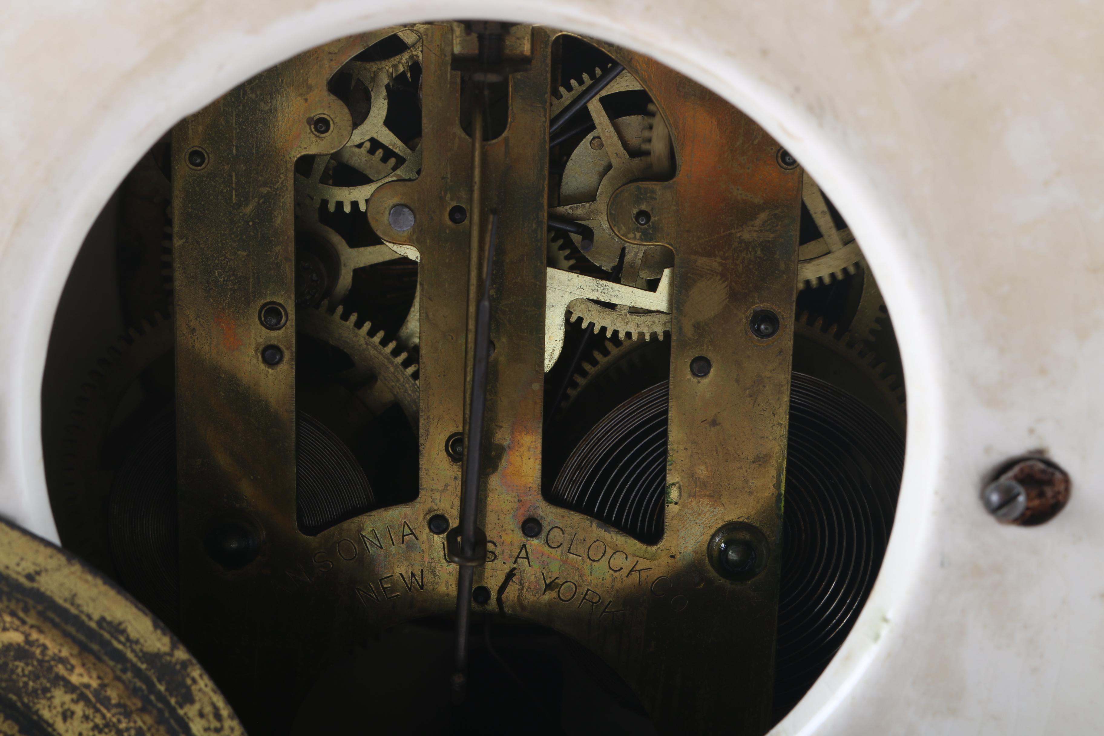 Royal Bonn "La Teste" Mantle Clock