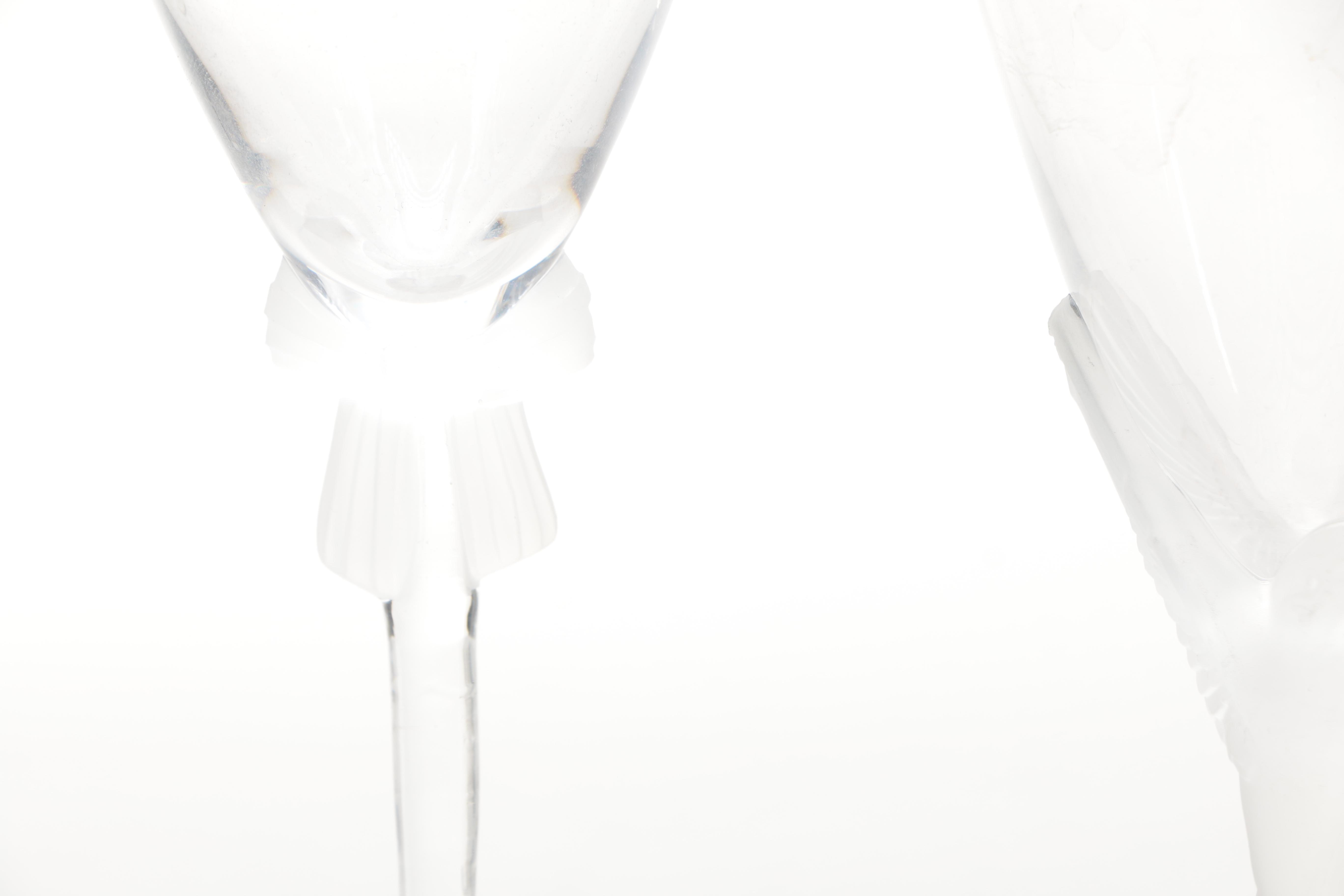 Footed Drinking Glasses