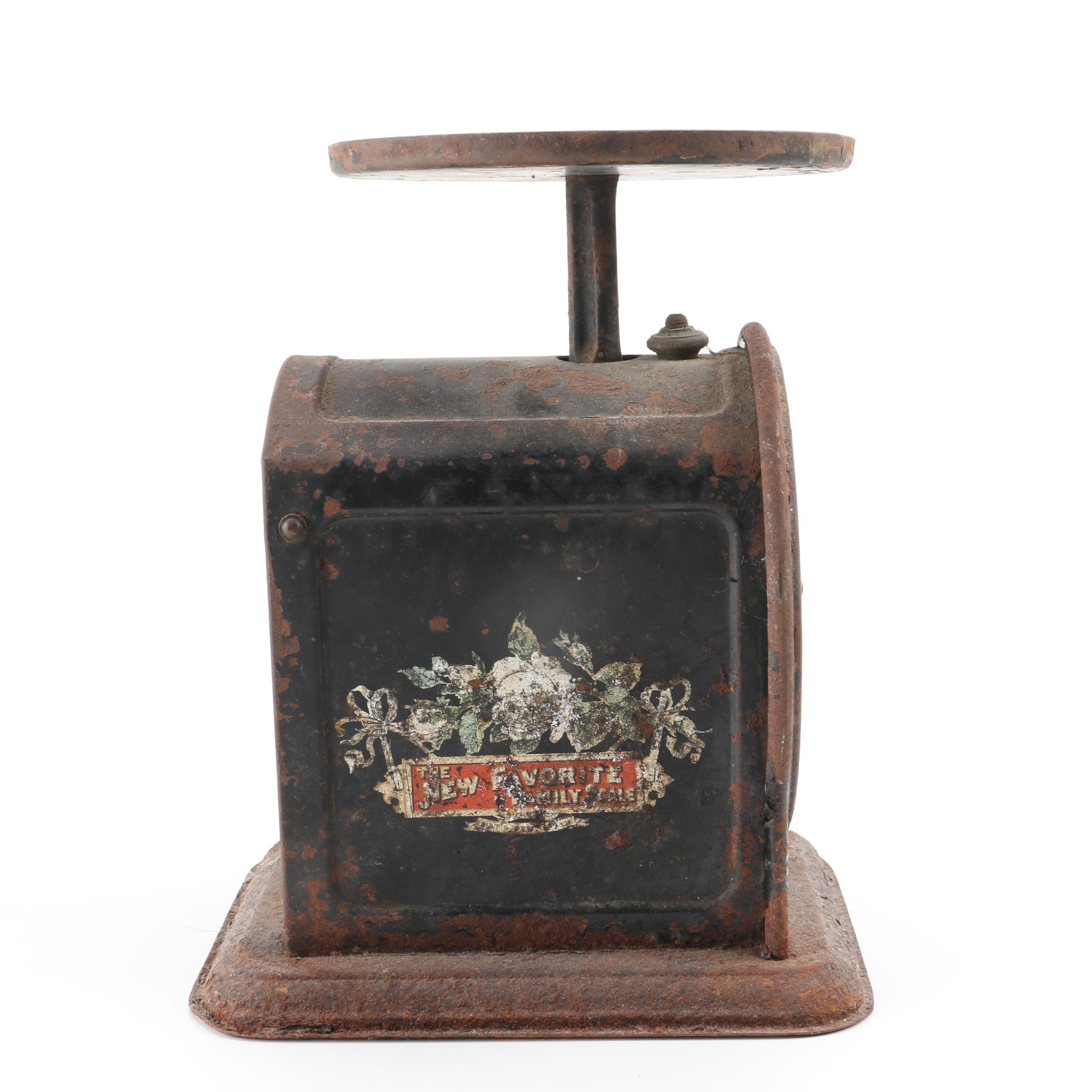 Antique "The New Favorite Family Scale" Scale