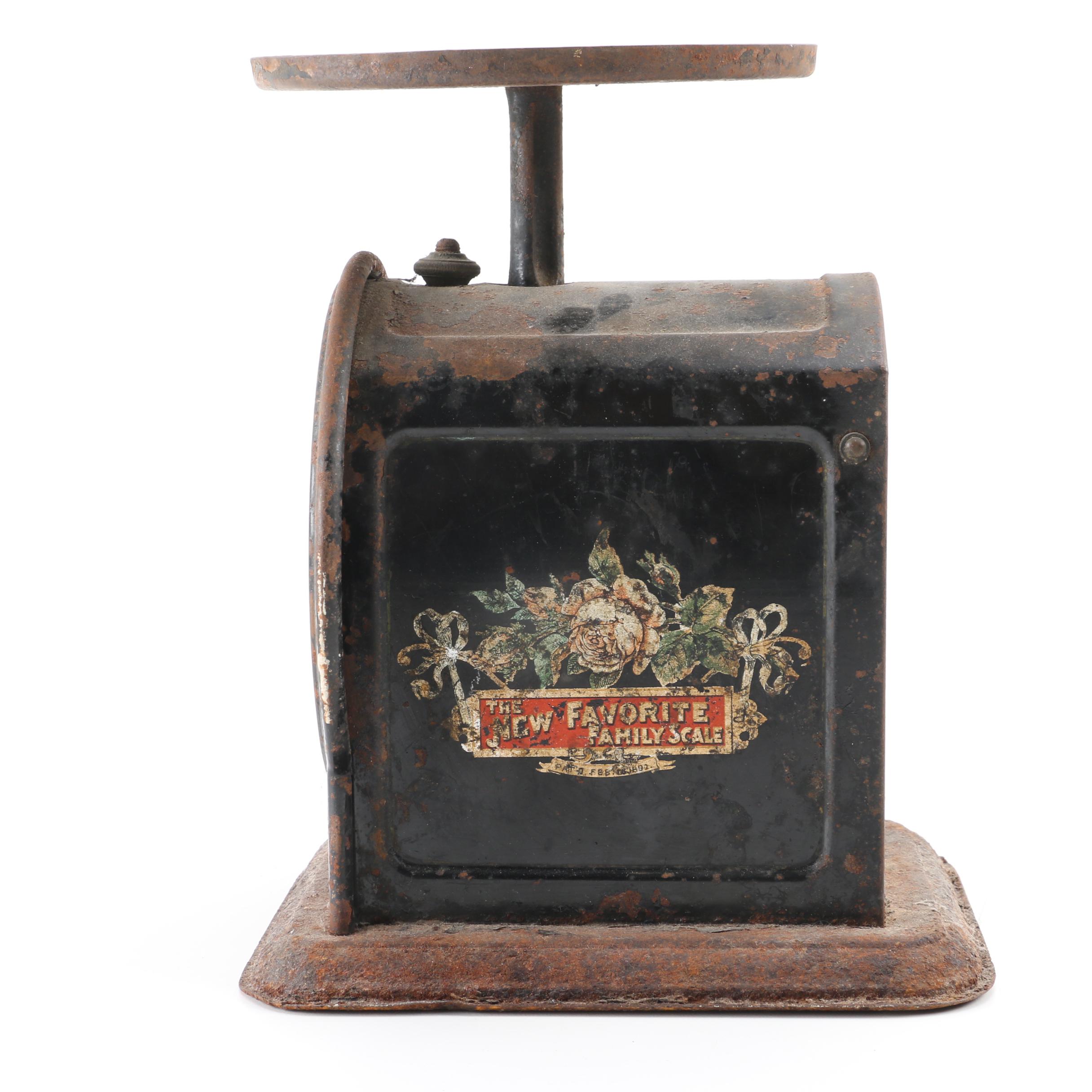 Antique "The New Favorite Family Scale" Scale