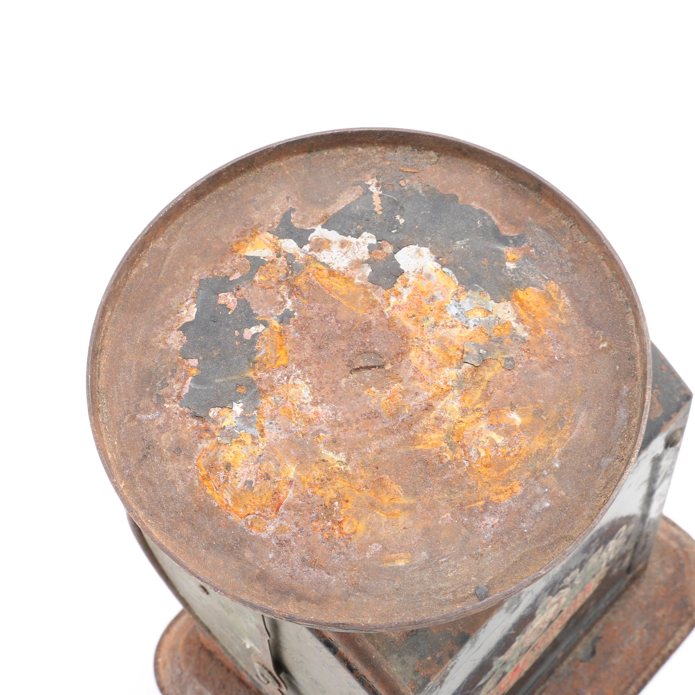 Antique "The New Favorite Family Scale" Scale