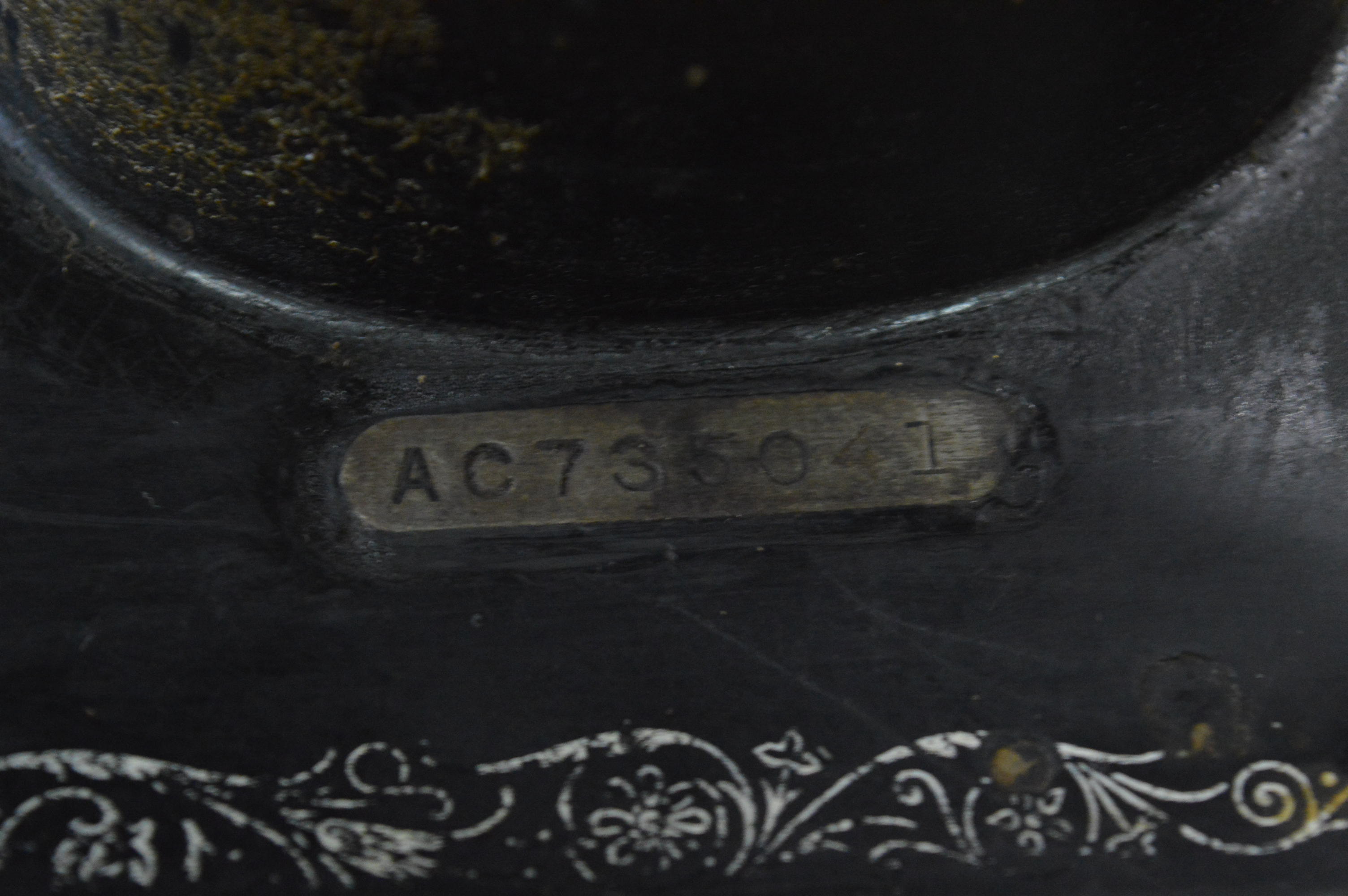 1928 Singer Sewing Machine and Table