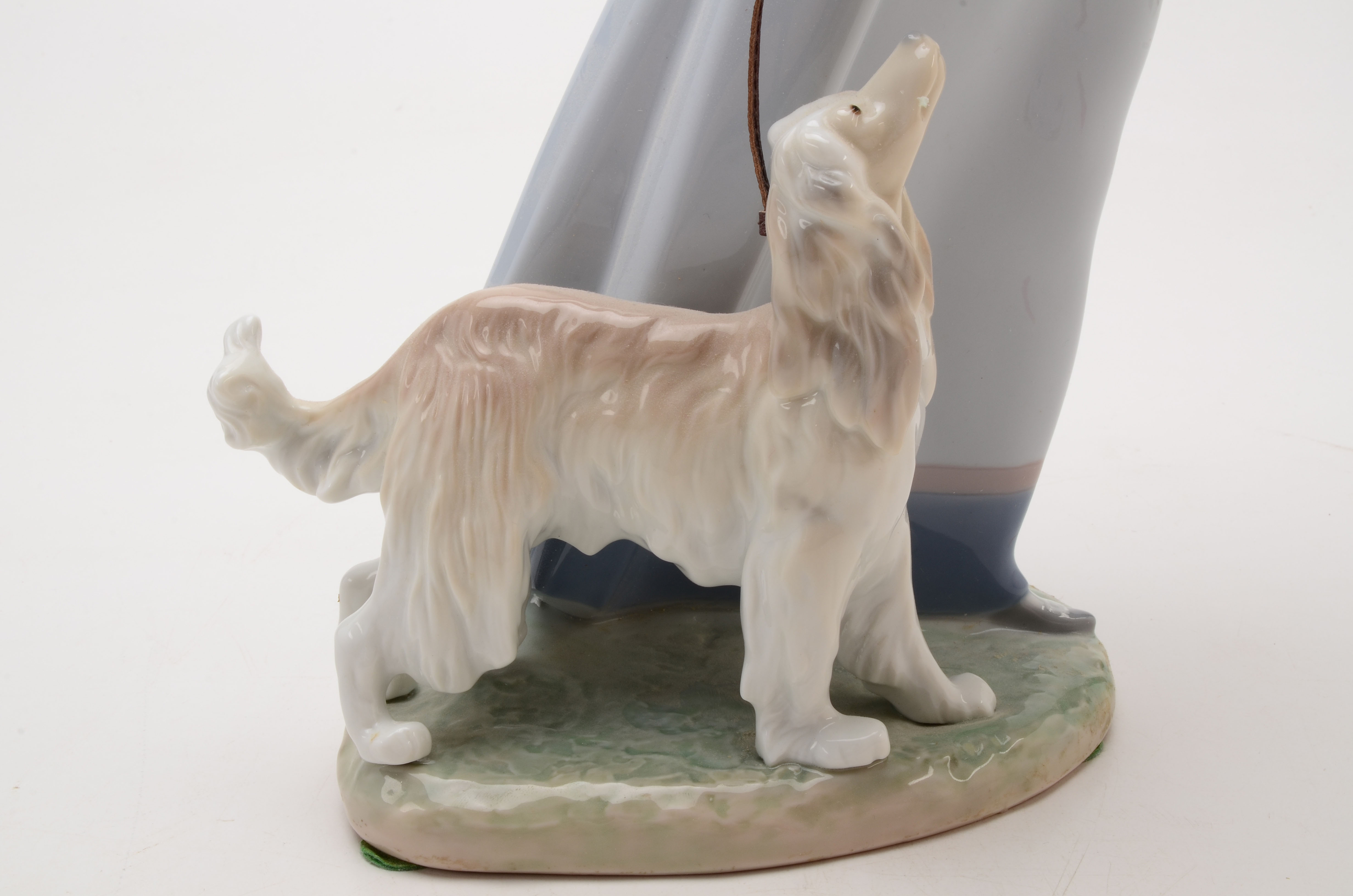 Lladro Figurine - "Lady with Shawl"