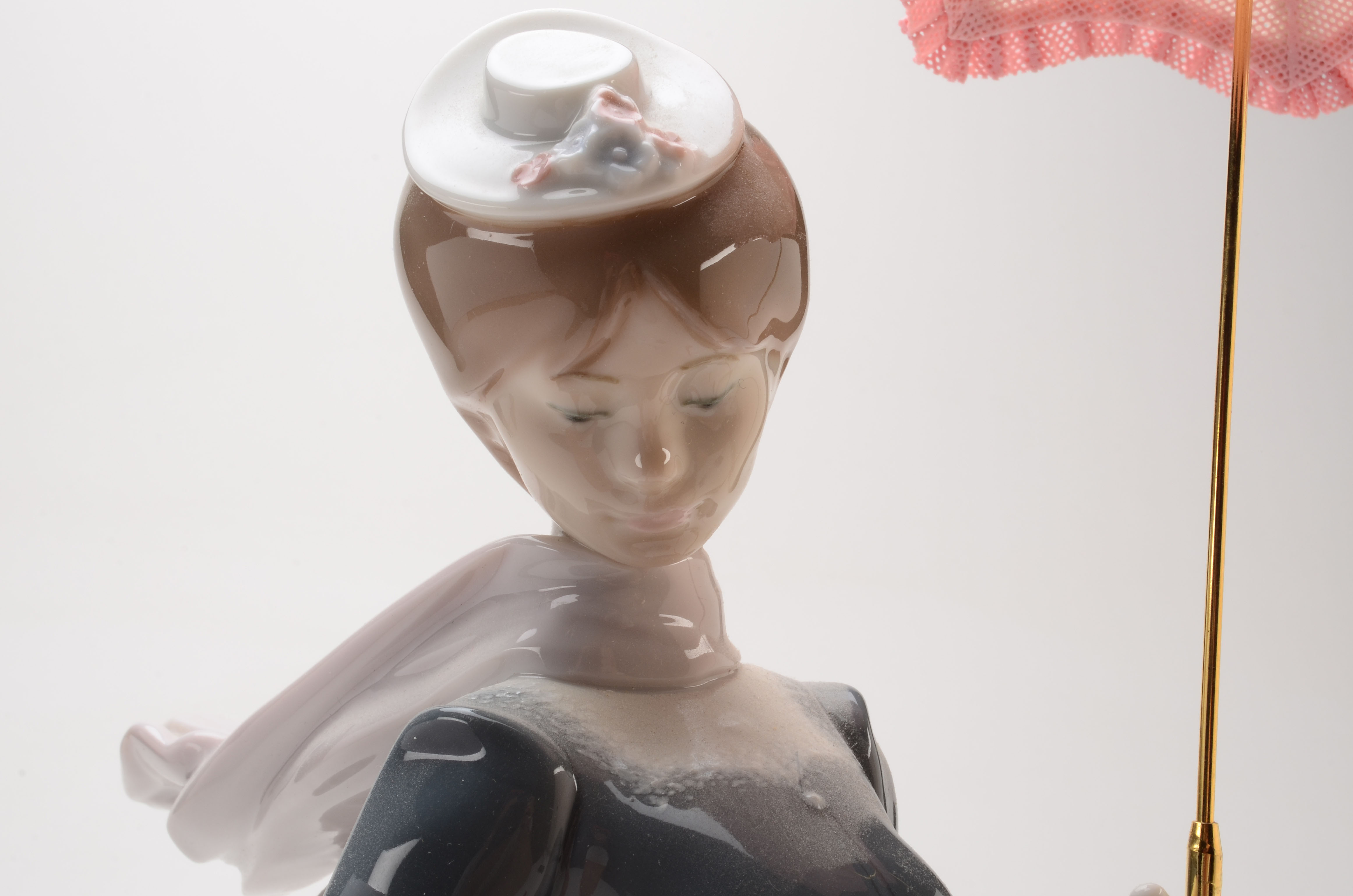 Lladro Figurine - "Lady with Shawl"