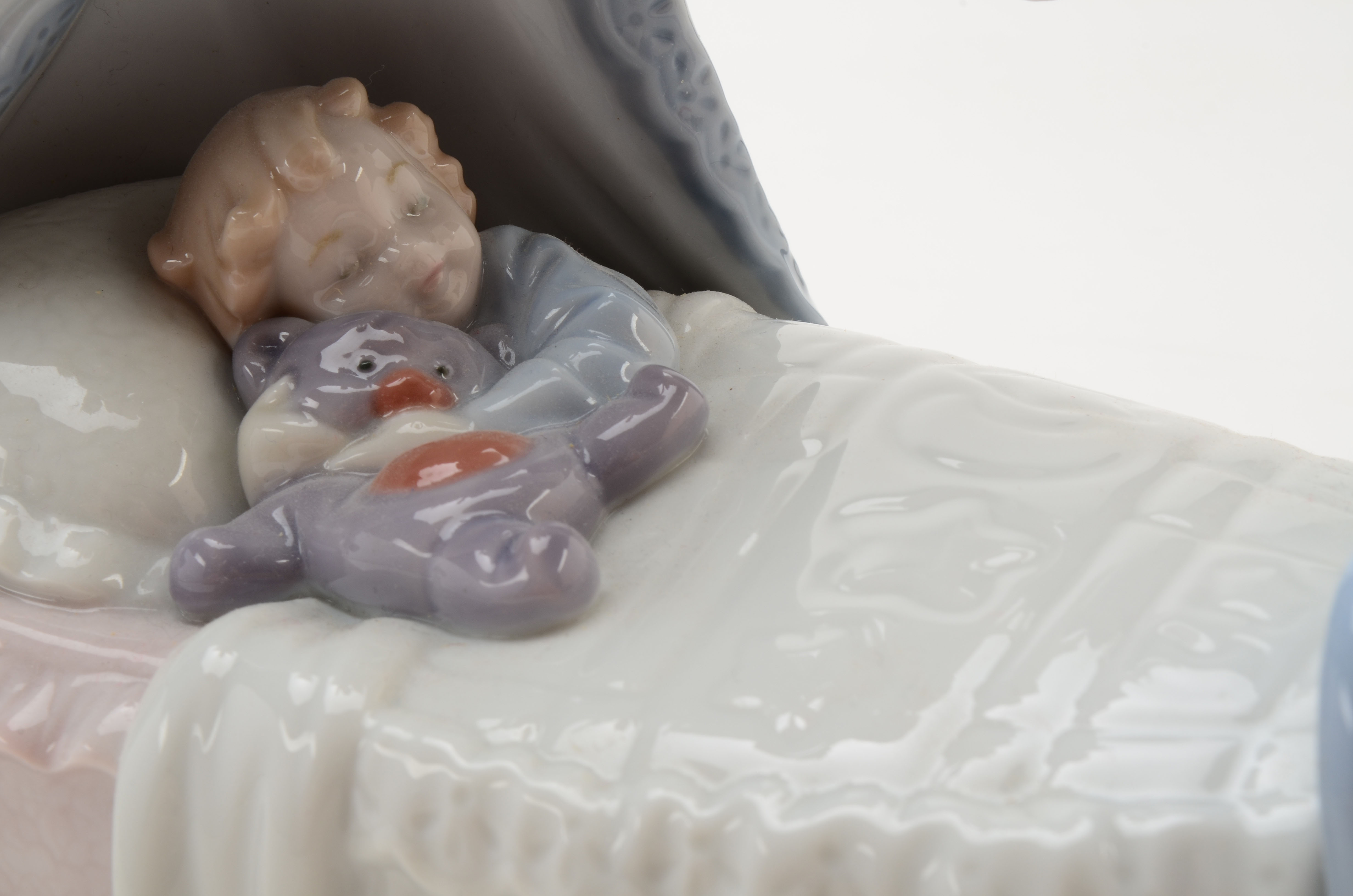 Lladro Figurine - "Sleep Well, Sweet Baby"