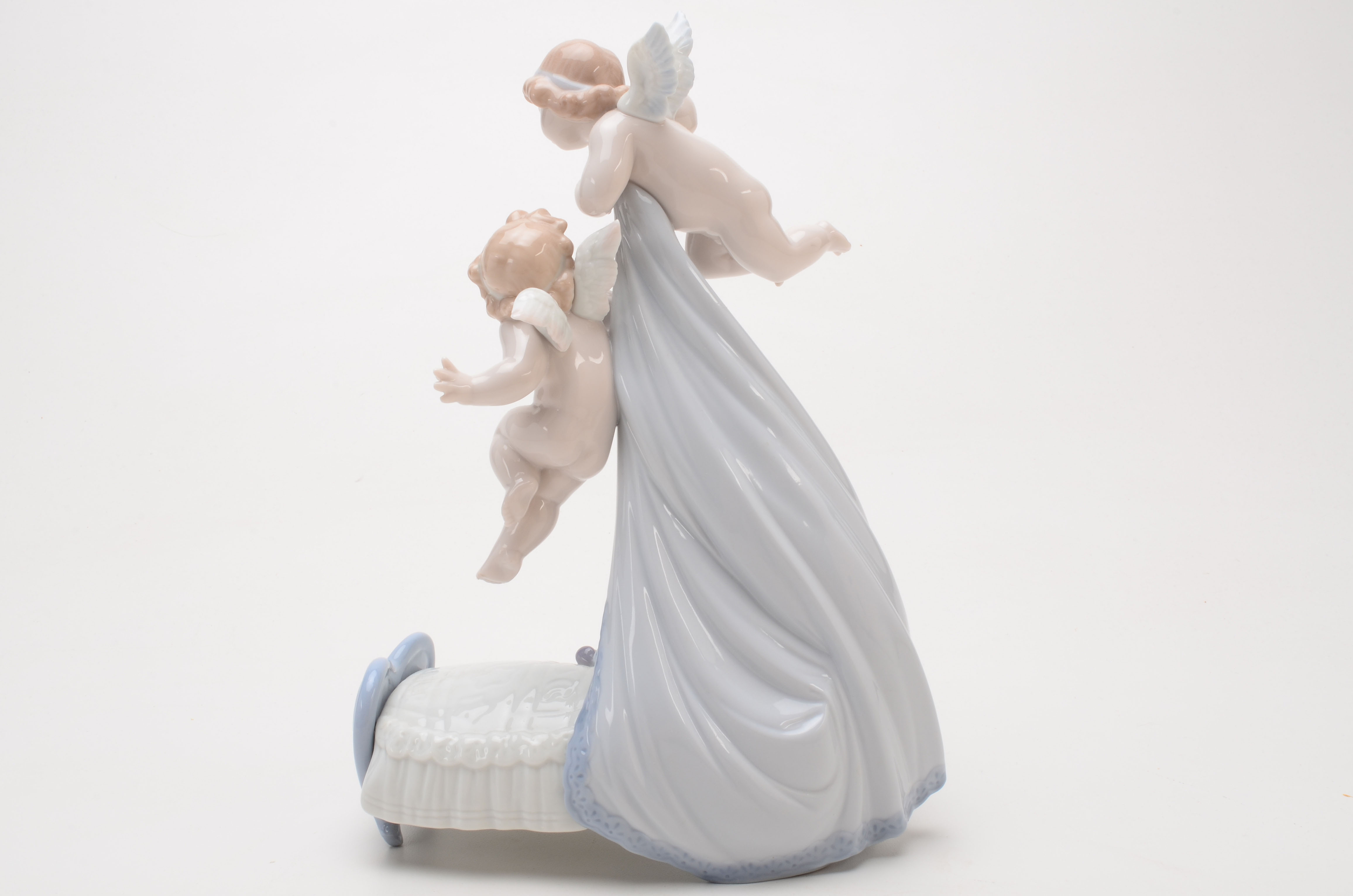 Lladro Figurine - "Sleep Well, Sweet Baby"