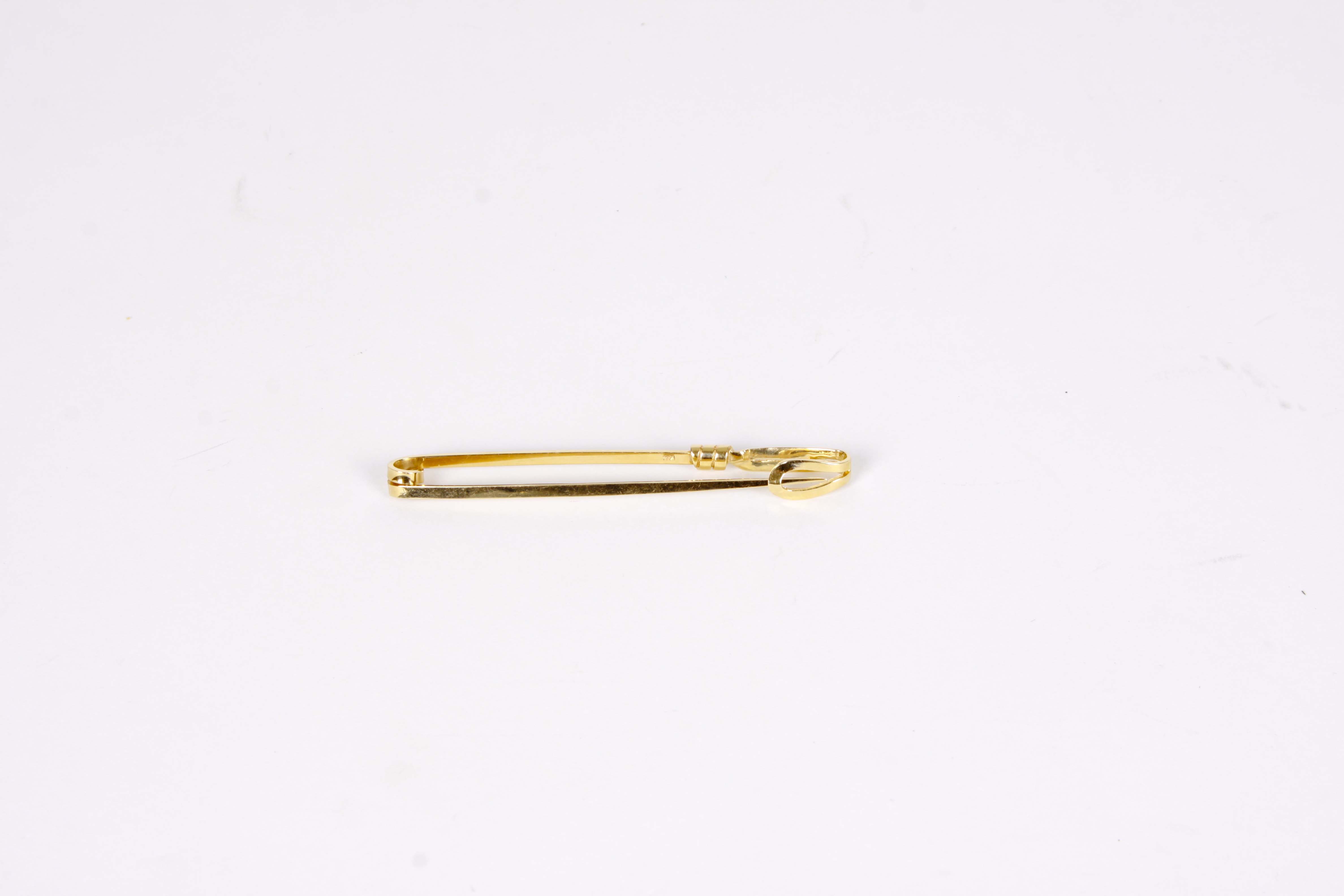 14K Yellow Gold Kilt Pin
