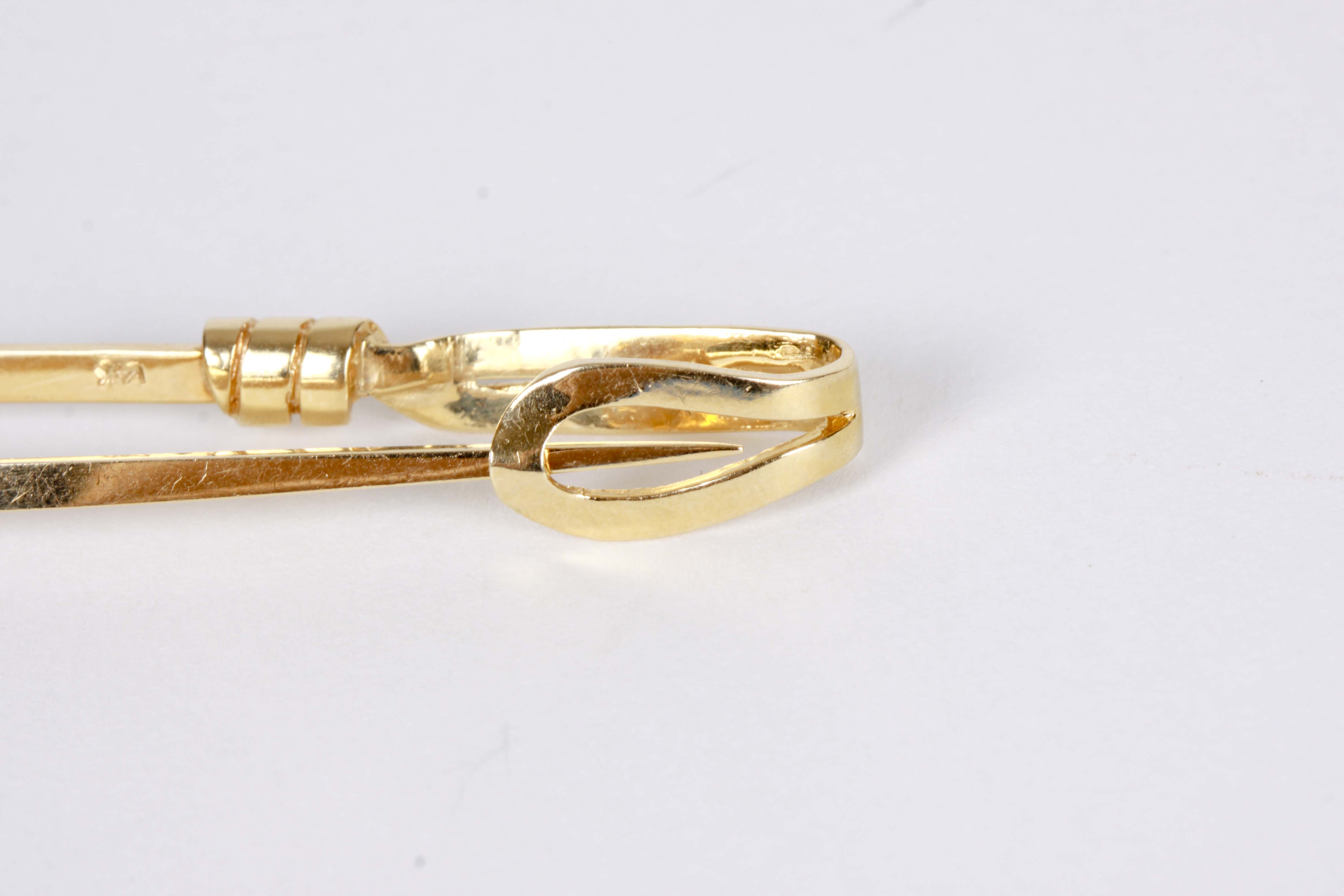14K Yellow Gold Kilt Pin