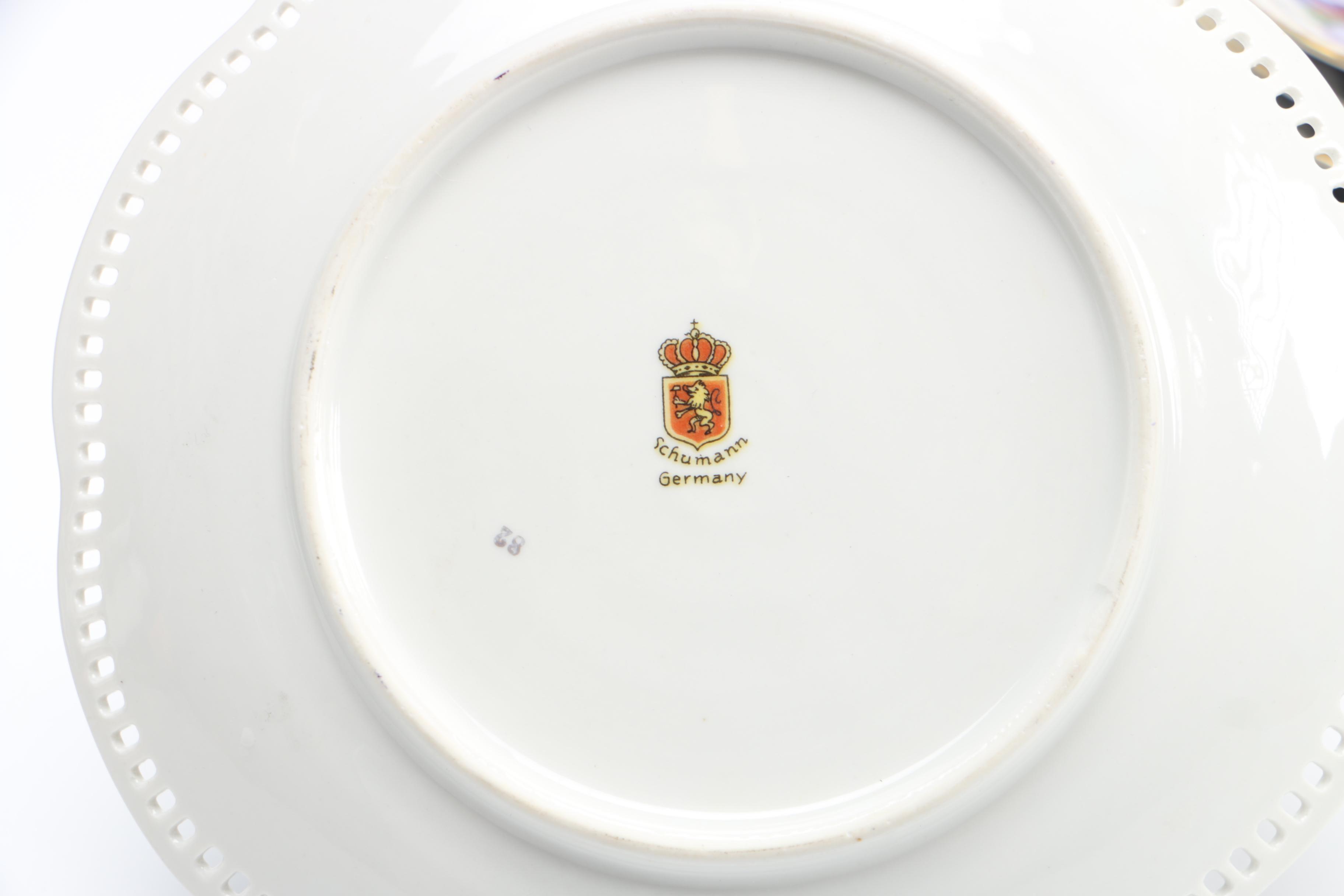 Schumann Reticulated Floral Plates