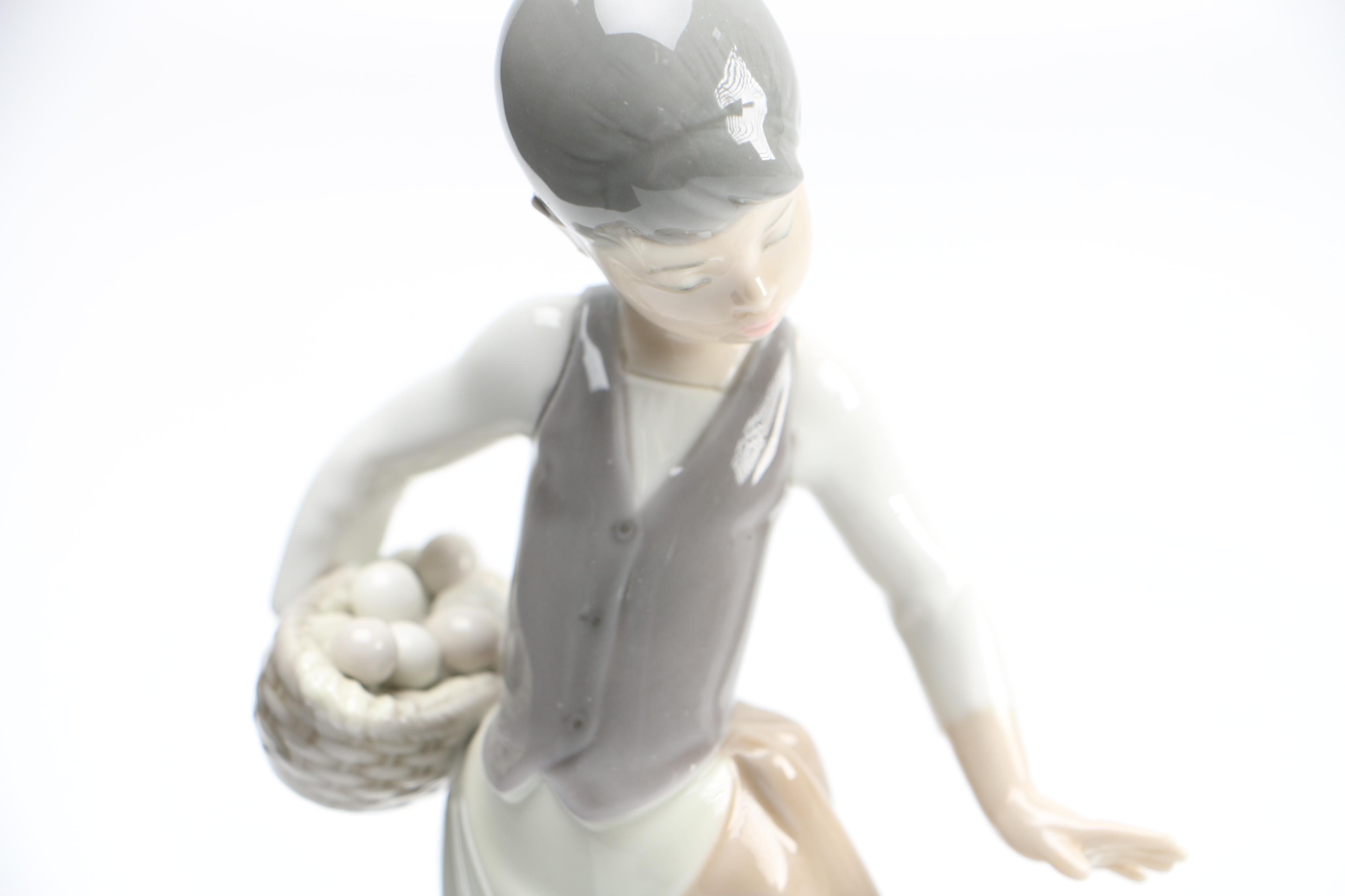 Lladro "Girl and Aggressive Goose" Figurine