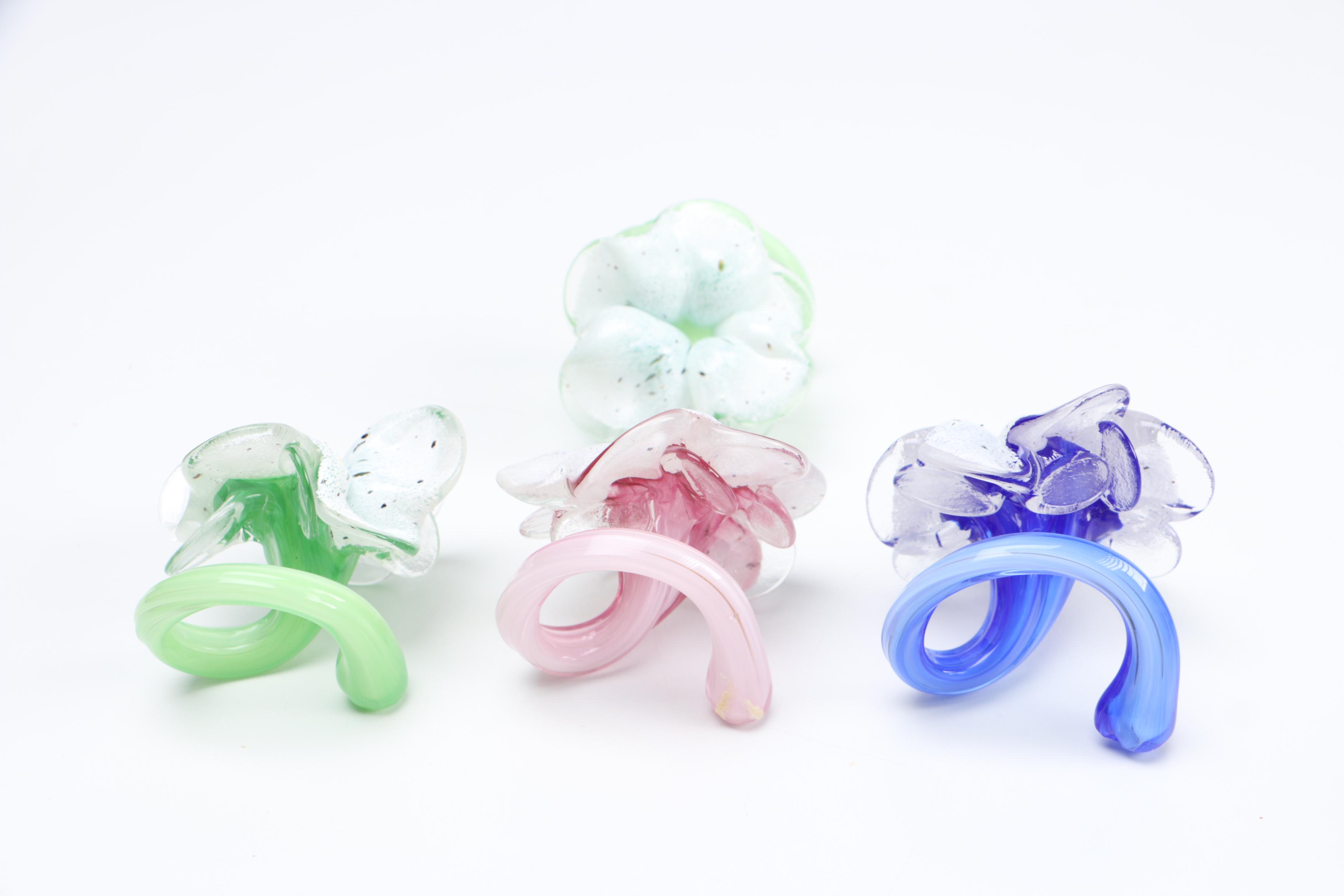 Decorative Glass Floral Napkin Rings
