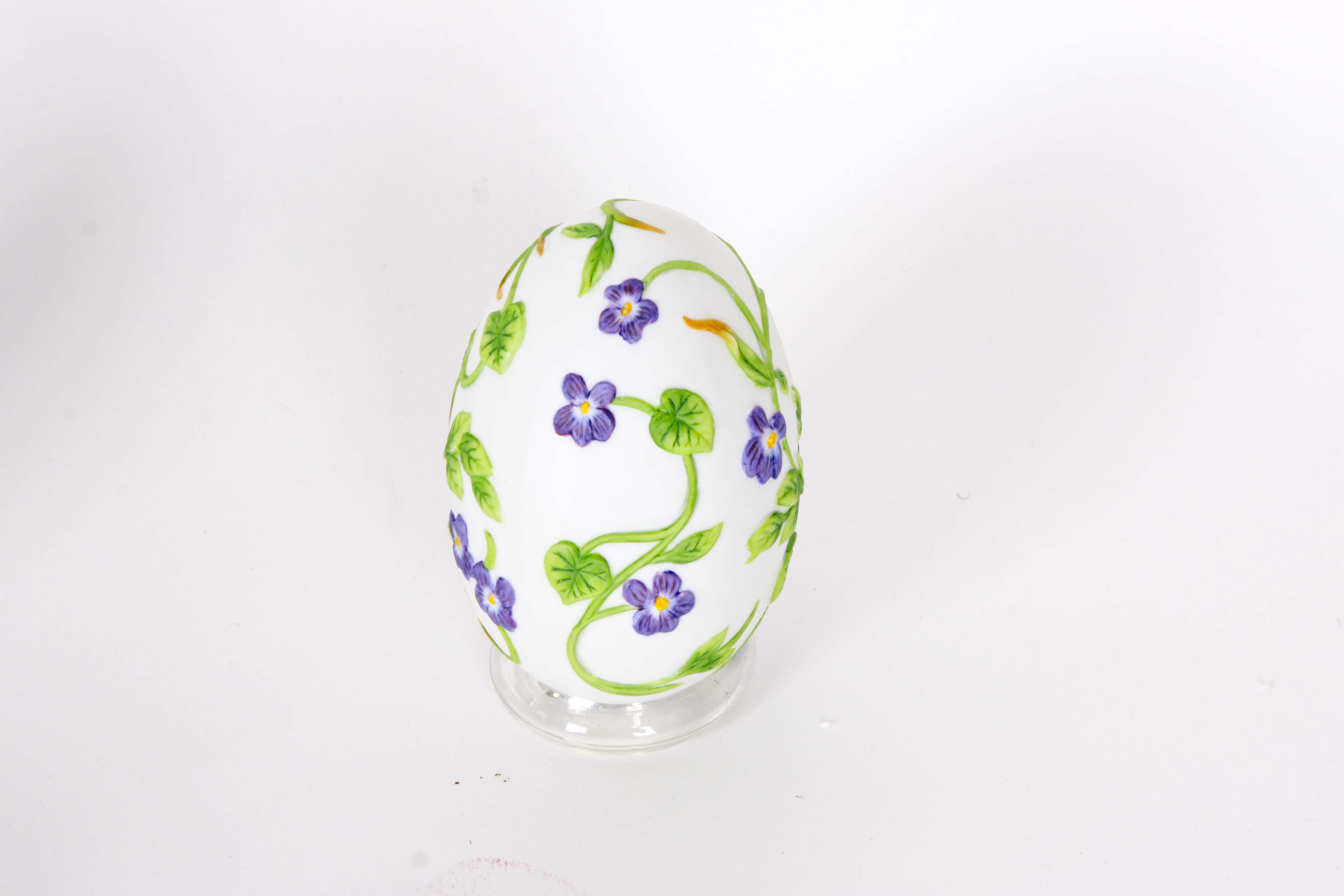 Fine Easter Decor Including Gerold-Porzellan, Rosenthal, and Napcoware