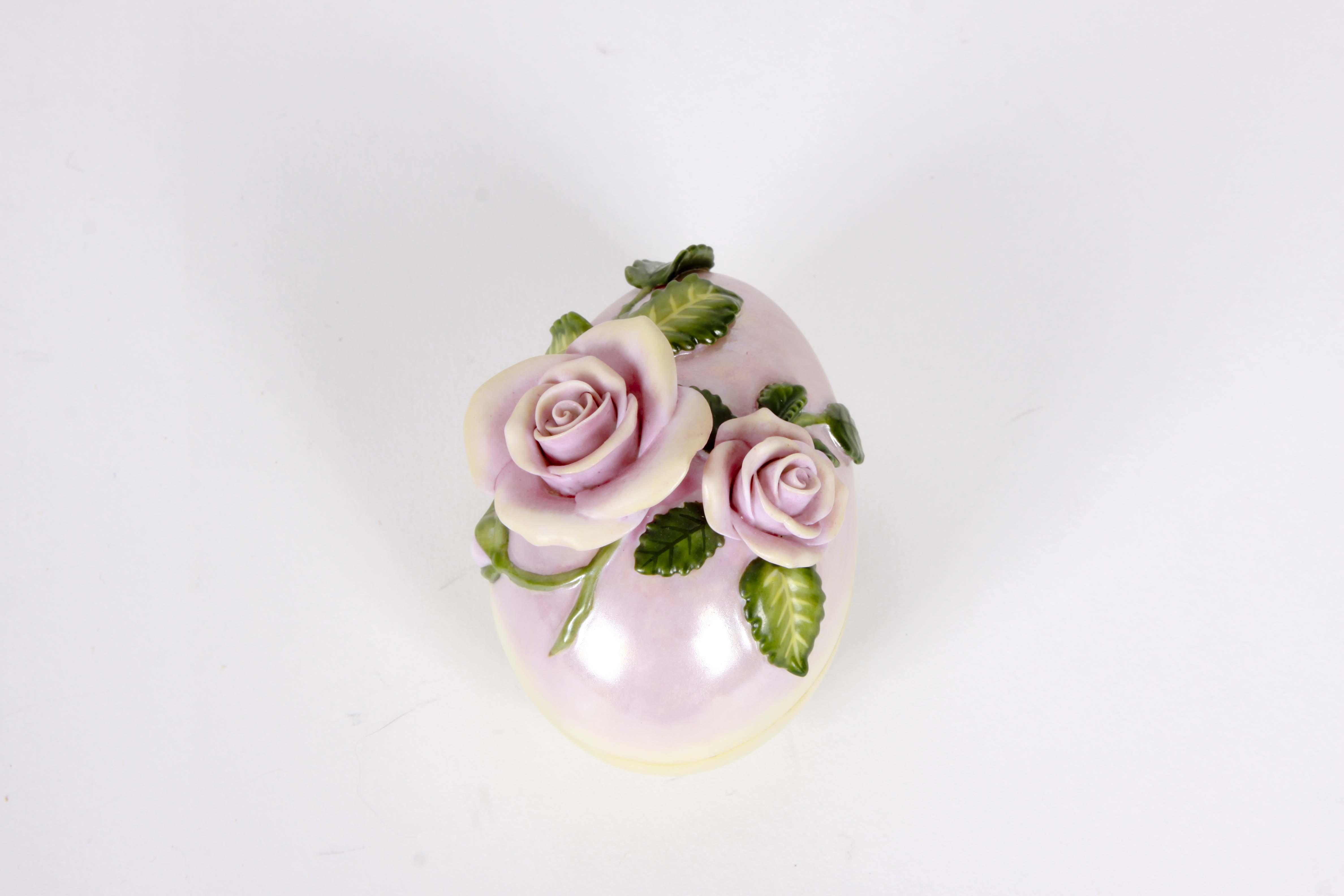 Fine Easter Decor Including Gerold-Porzellan, Rosenthal, and Napcoware