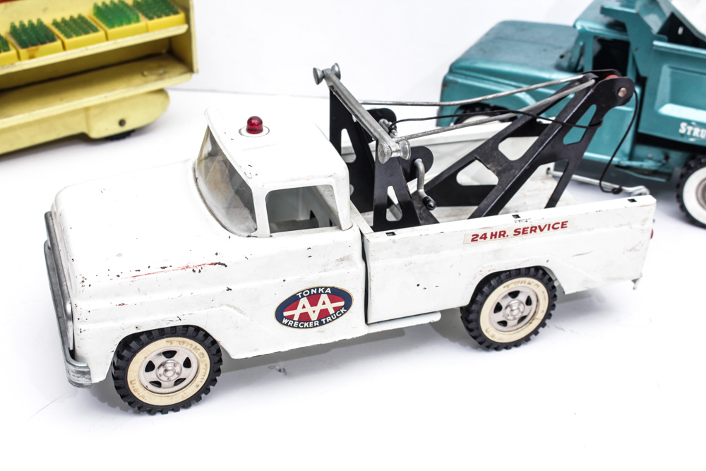 Vintage Structo and Tonka Metal Toy Vehicles