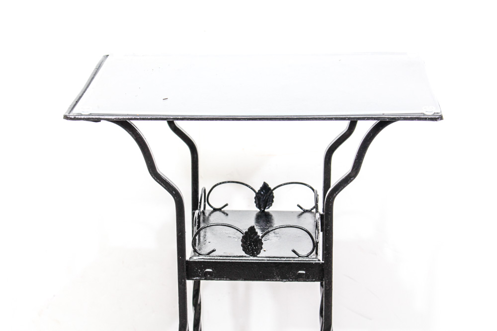 Wrought Metal Tables With Stand
