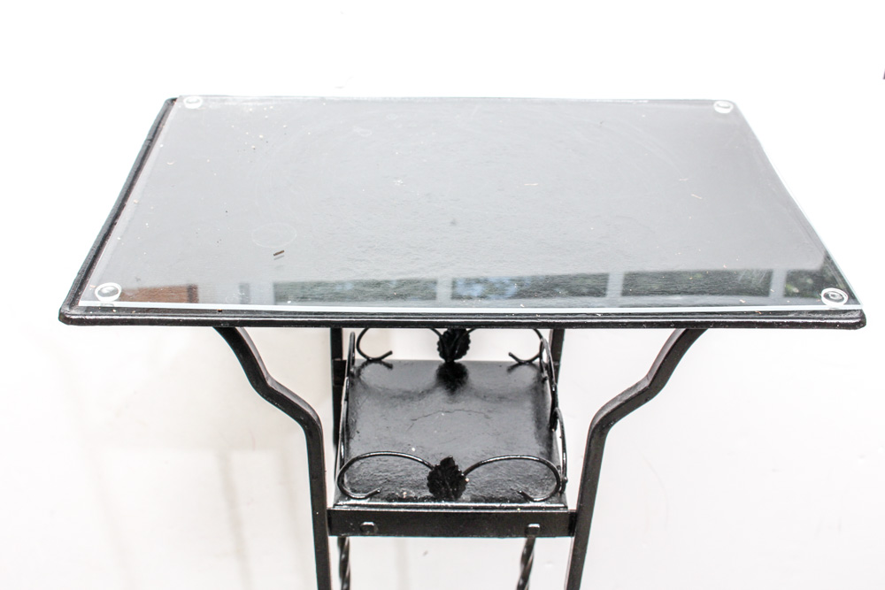 Wrought Metal Tables With Stand