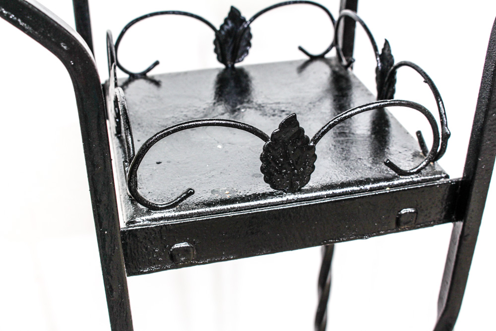 Wrought Metal Tables With Stand