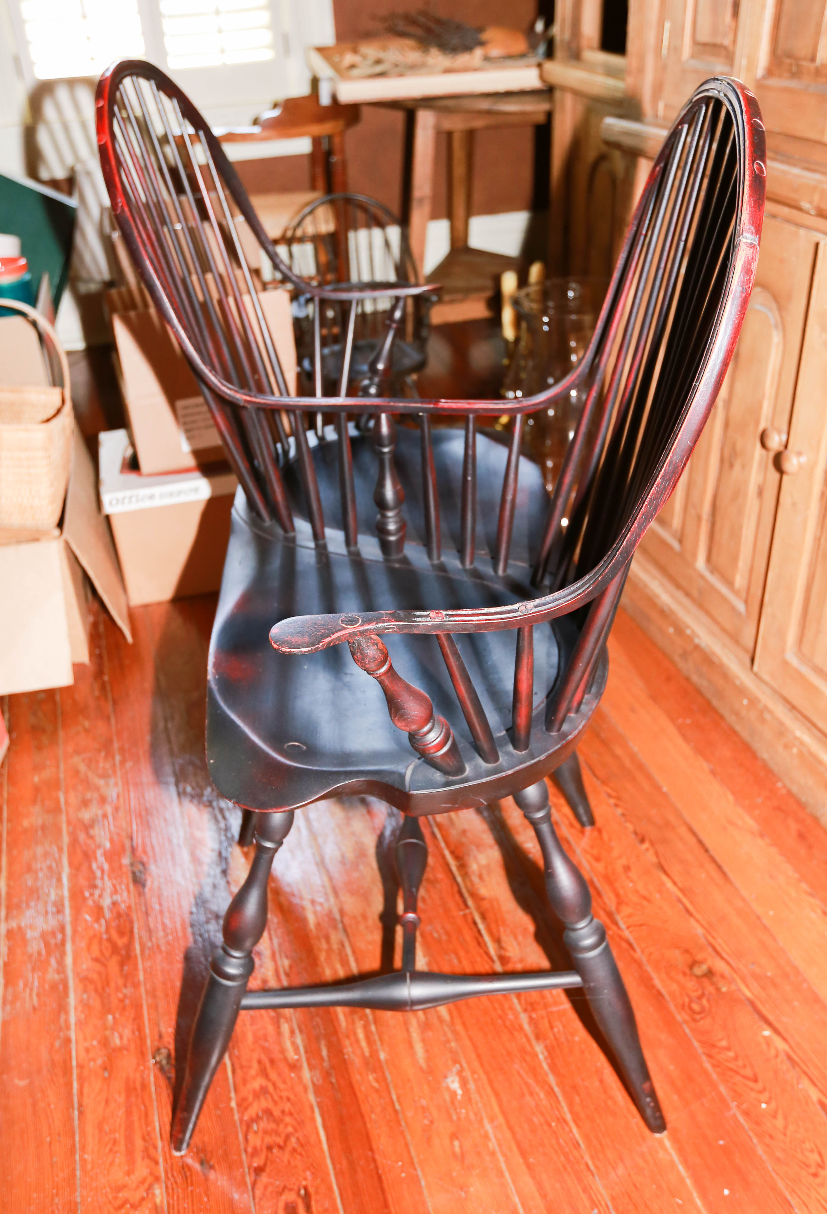 Windsor Style Tête à Tête Settee