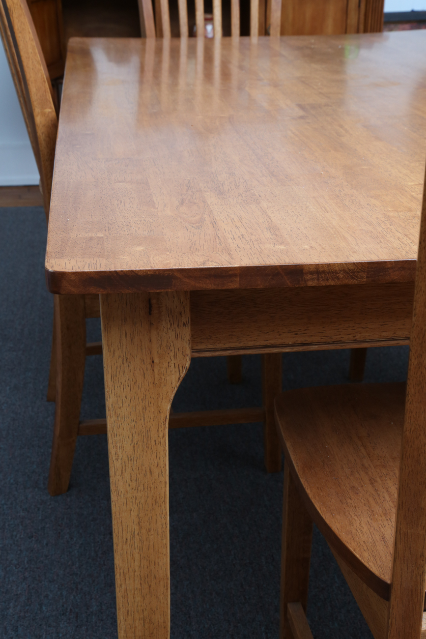Arts And Crafts Style Oak Dining Table With Four Chairs