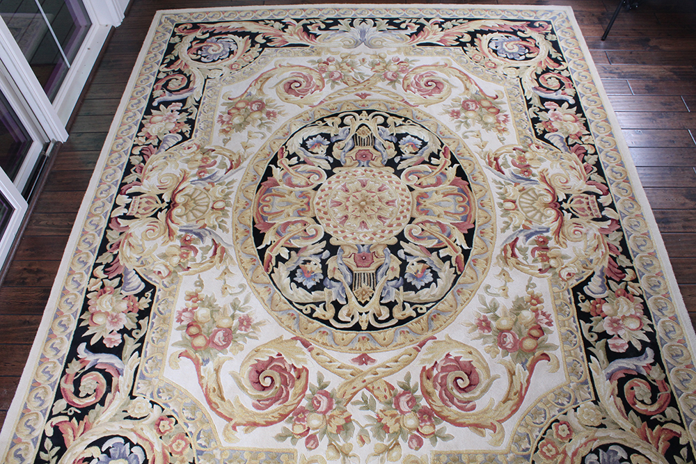 Safavieh "Savonnerie Collection" Carved Chinese Area Rug