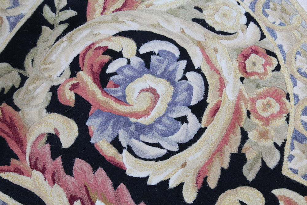 Safavieh "Savonnerie Collection" Carved Chinese Area Rug