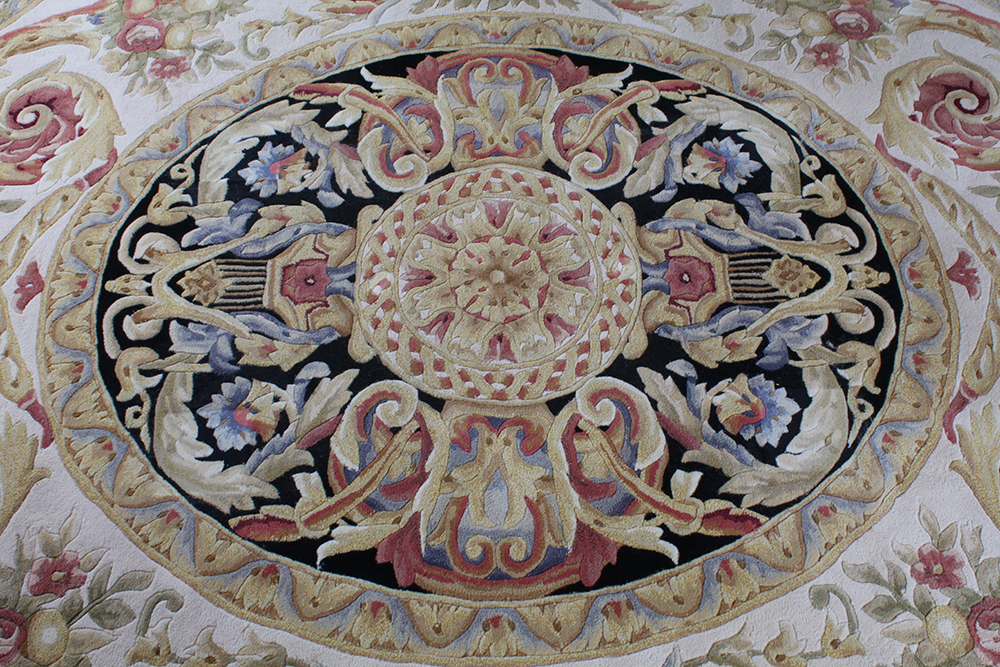 Safavieh "Savonnerie Collection" Carved Chinese Area Rug