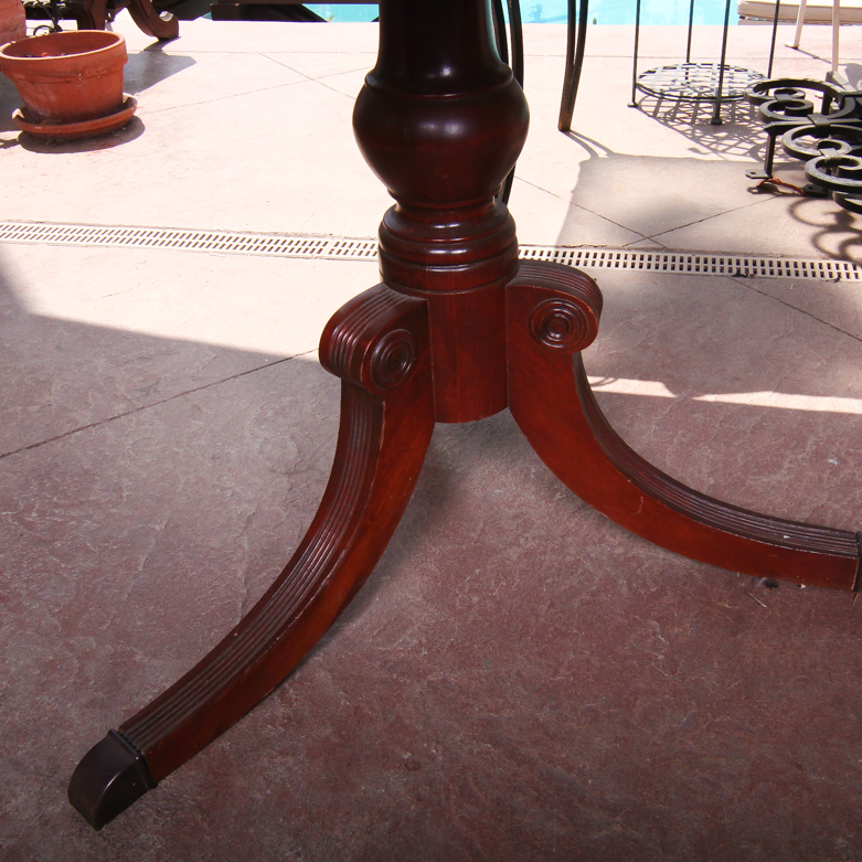 Vintage Drexel Mahogany Dining Room Table